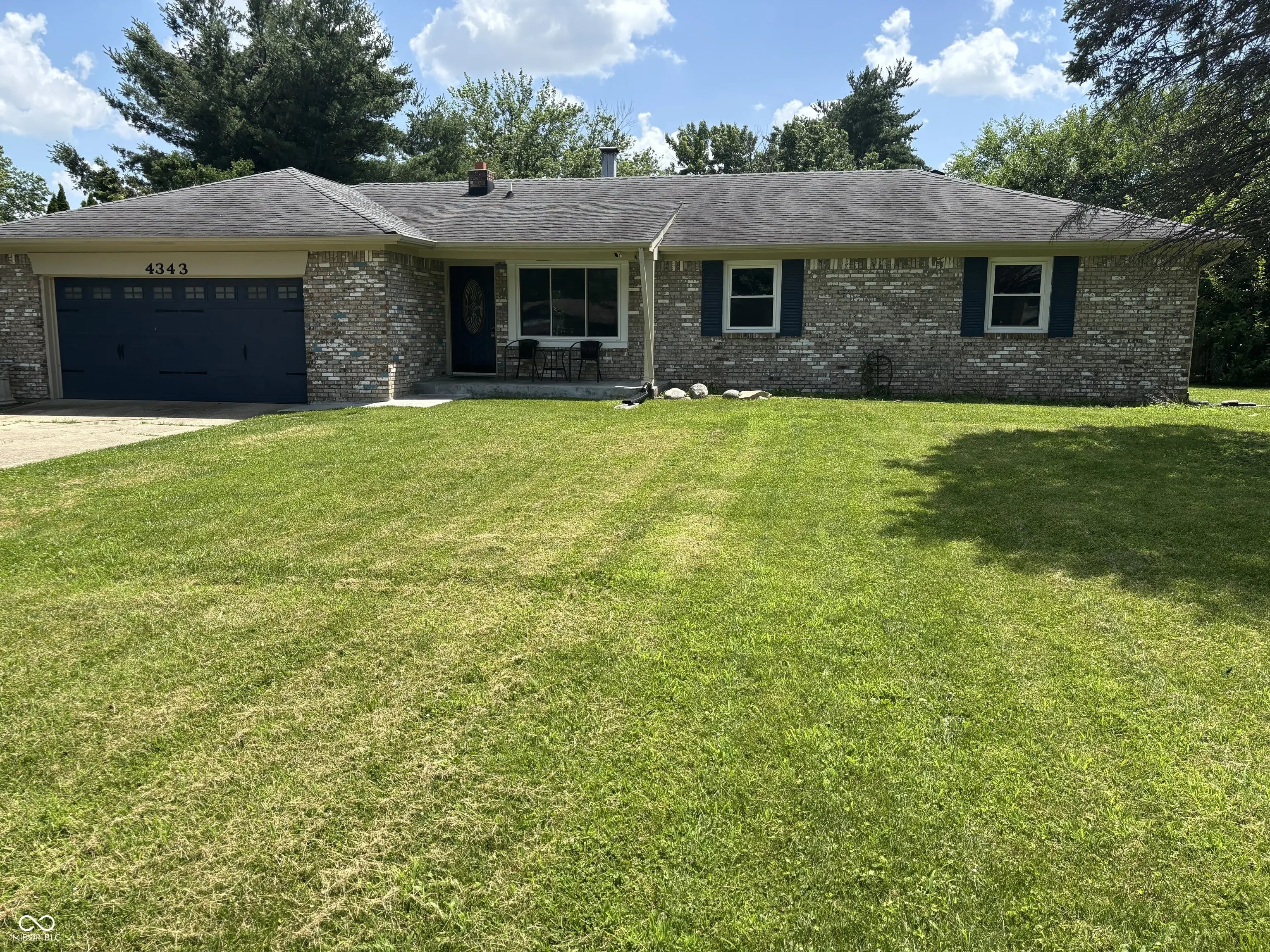 4343 W Fairview Road, Greenwood