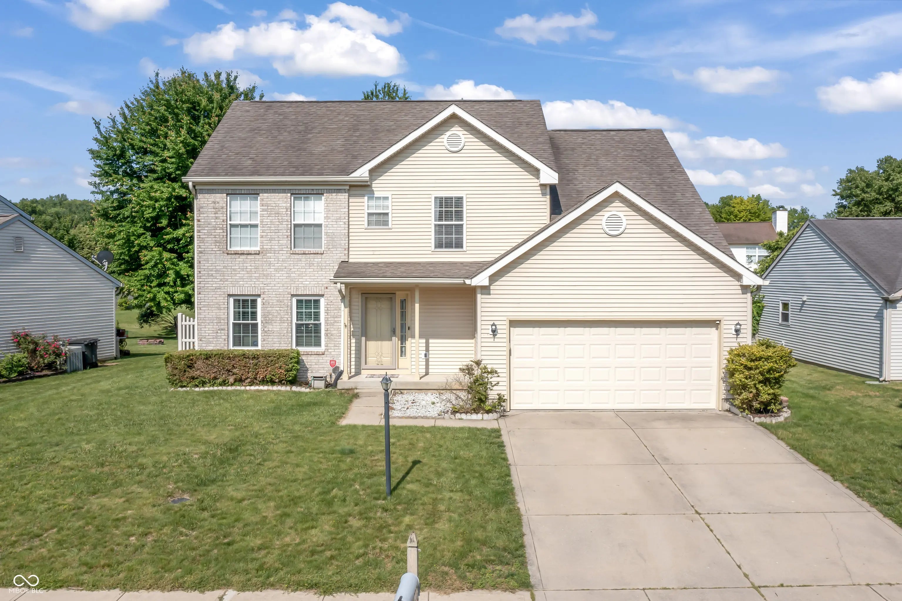 2326 Gradison Circle, Indianapolis