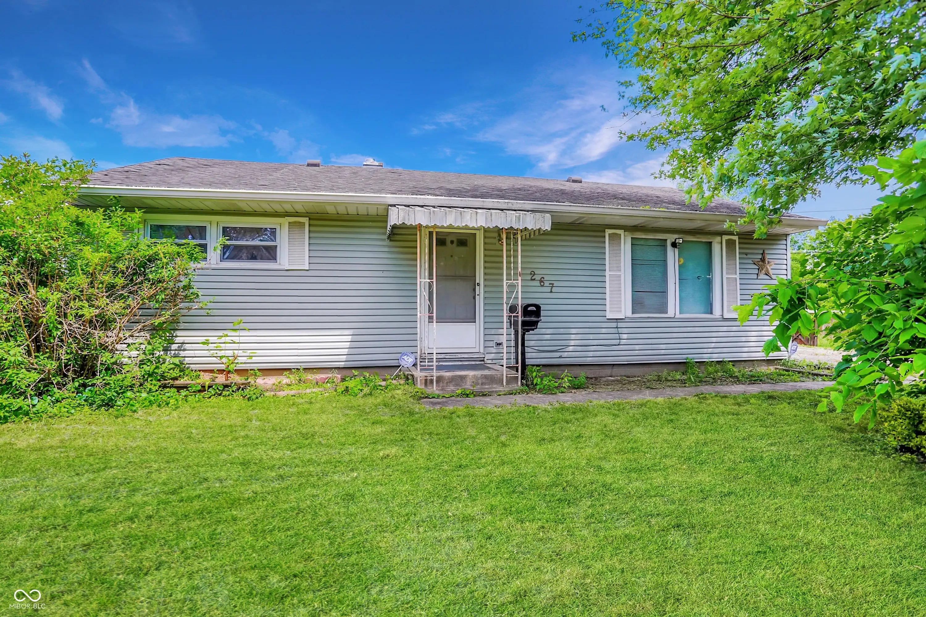 Photo of 267 S Grant Avenue Indianapolis, IN 46201