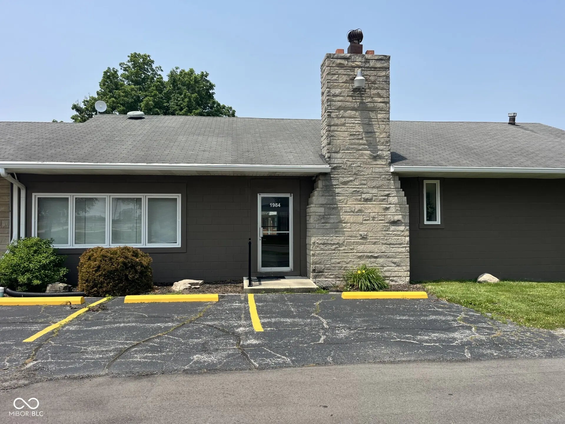 Photo of 1984 Indianapolis Road Crawfordsville, IN 47933