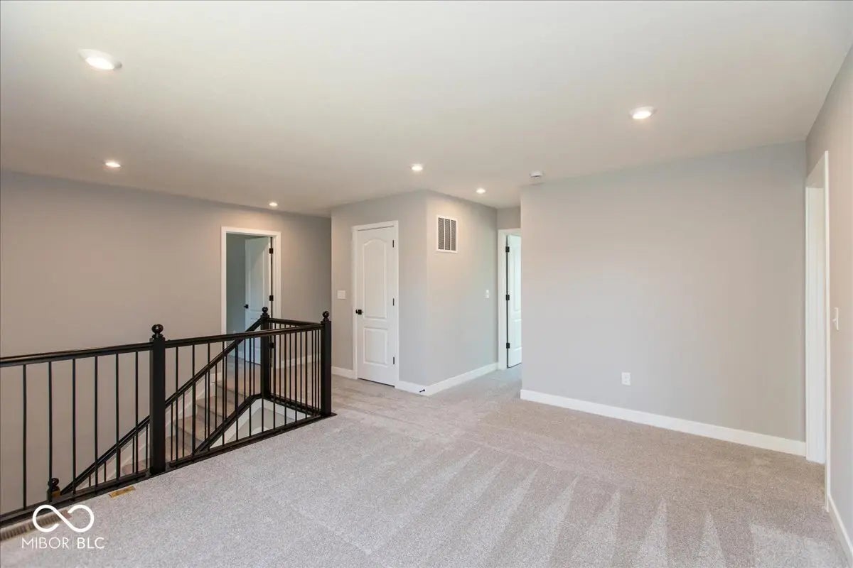 6894 Renoir Way MLS 22042582 Manors At Avon photo 23