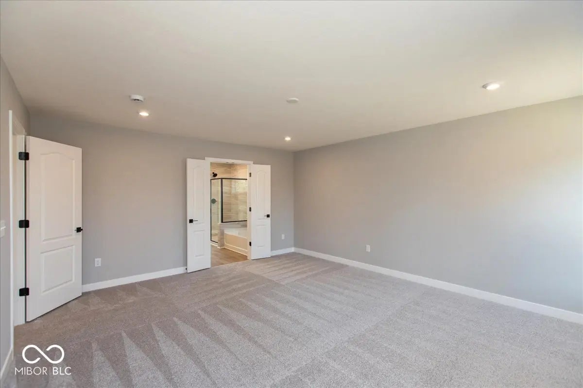 6894 Renoir Way MLS 22042582 Manors At Avon photo 26