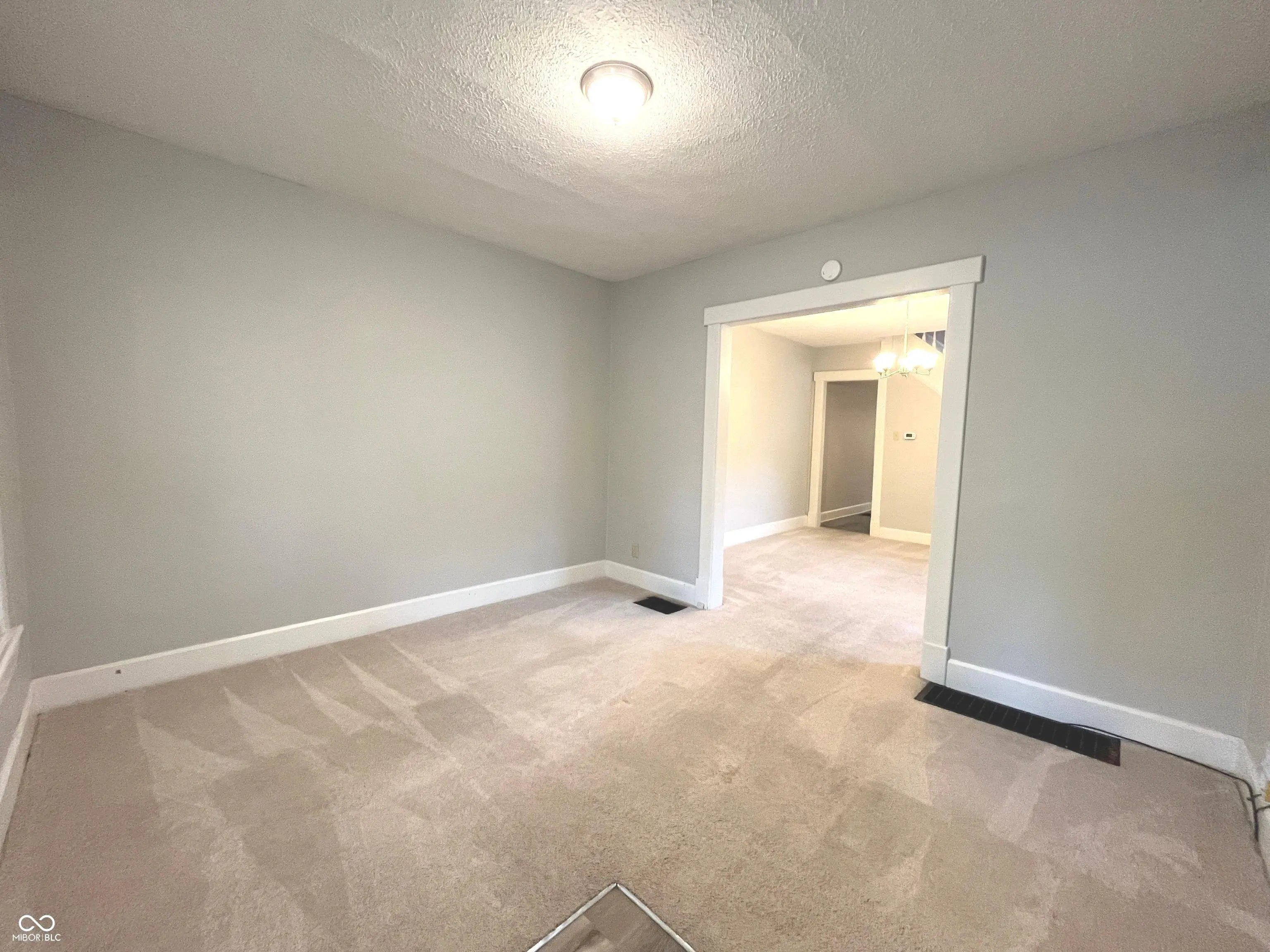 38 N Irvington Avenue MLS 22042833 Smiths Sub Ritter photo 2