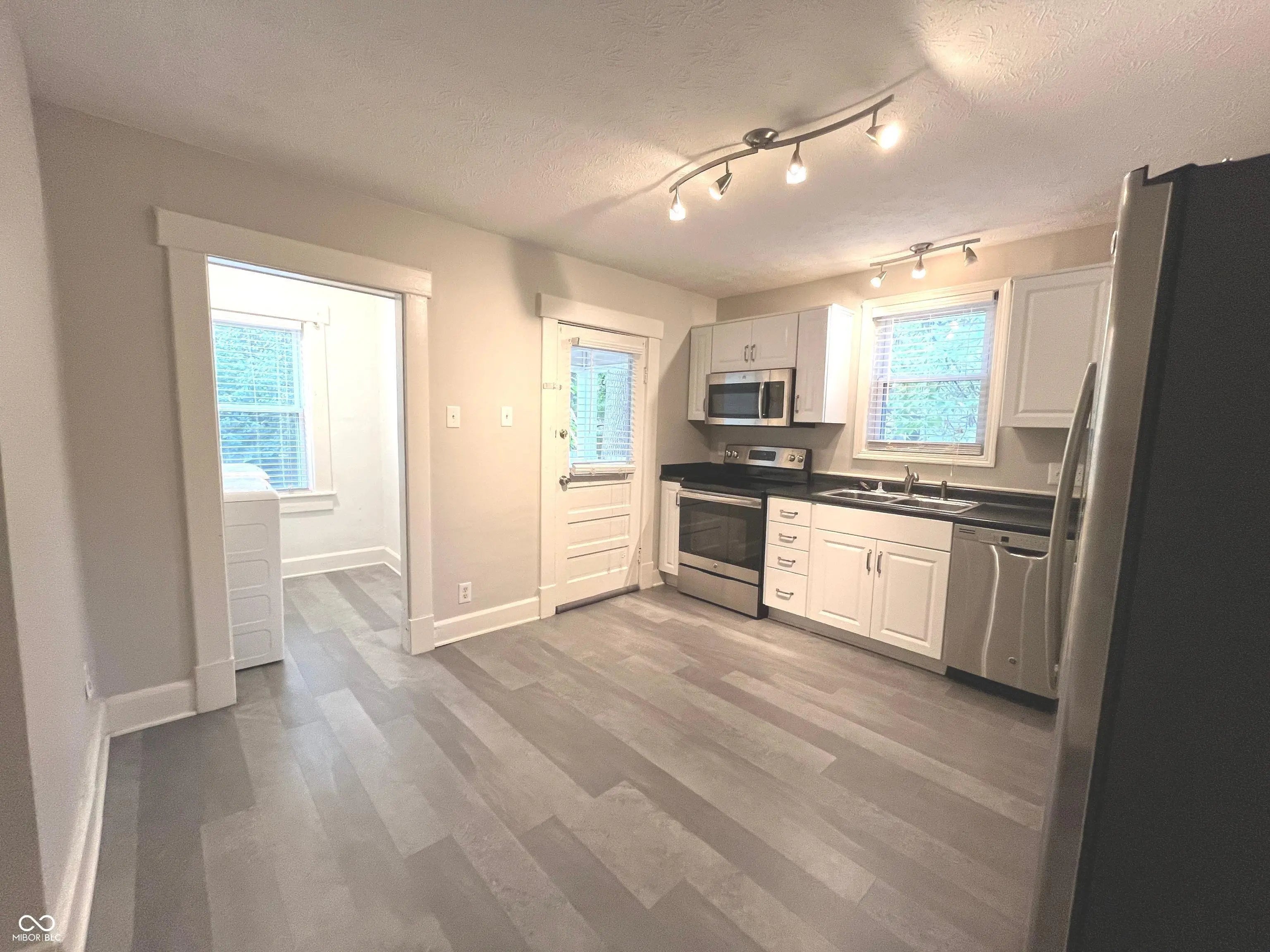 38 N Irvington Avenue MLS 22042833 Smiths Sub Ritter photo 5