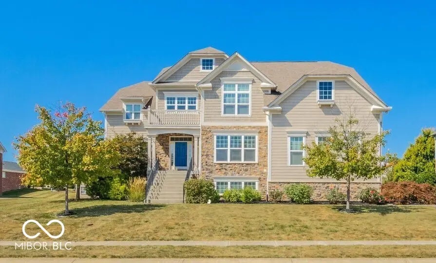 10555 Serra Vista Point, Fishers
