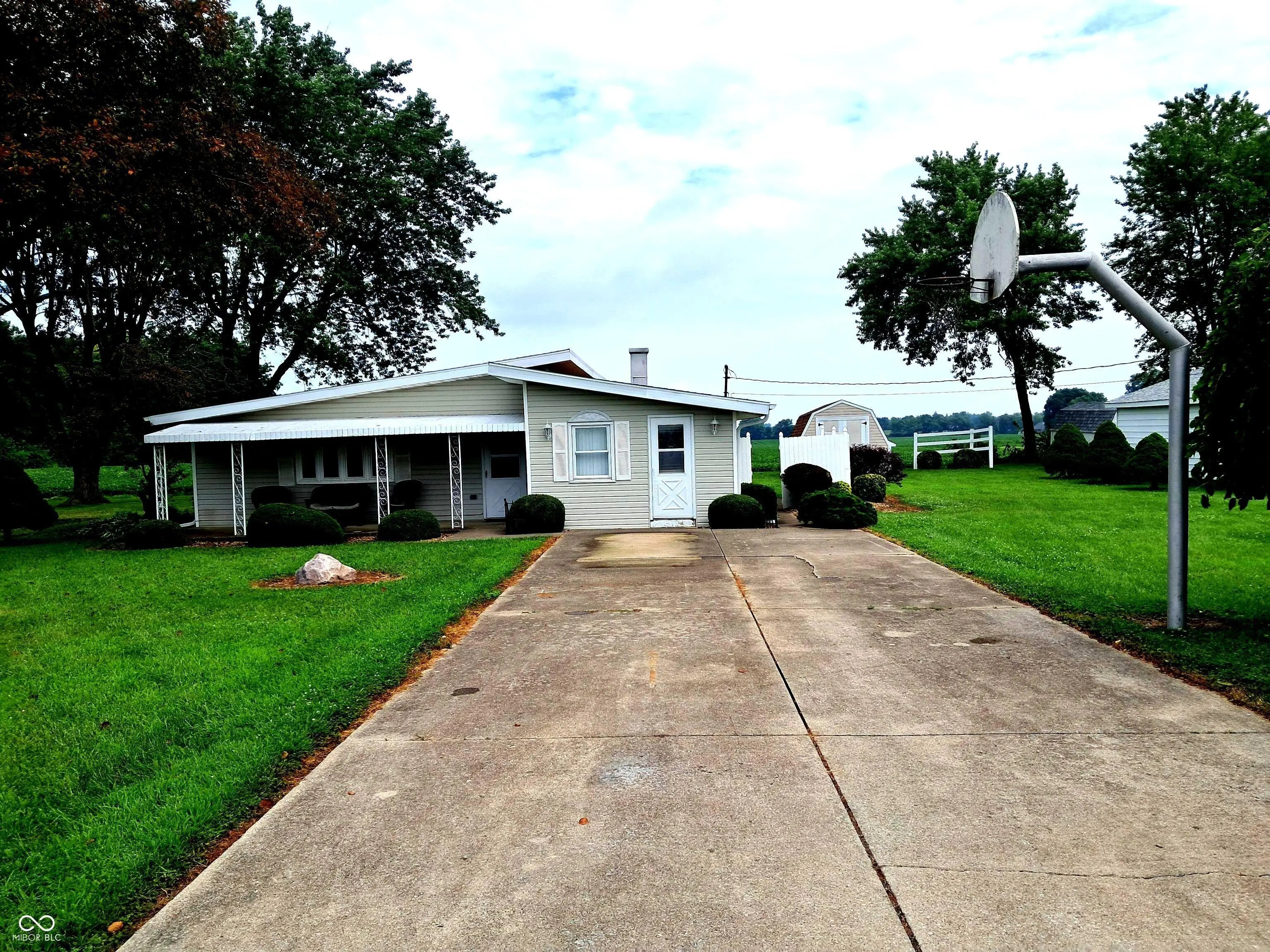 520 E County Road 500 S, Muncie