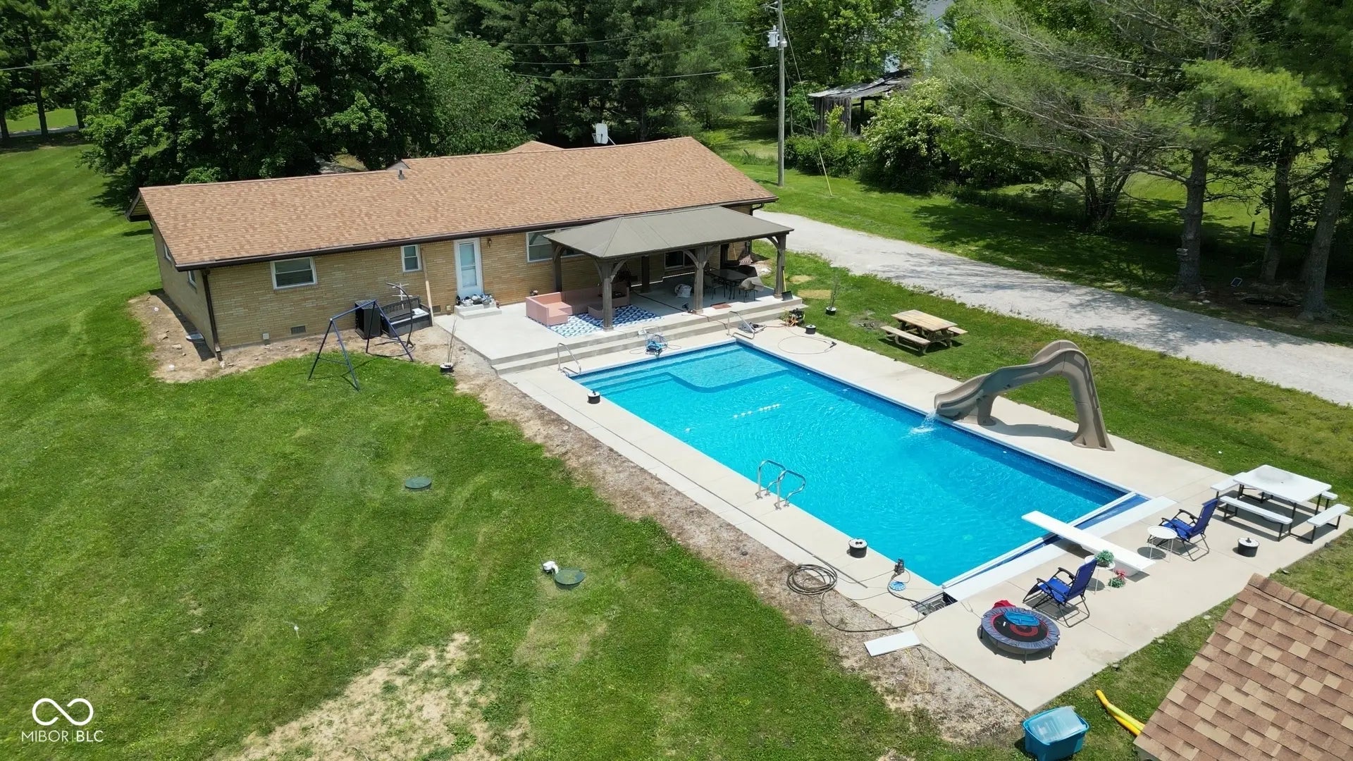 3325 Kivett Lane, Martinsville