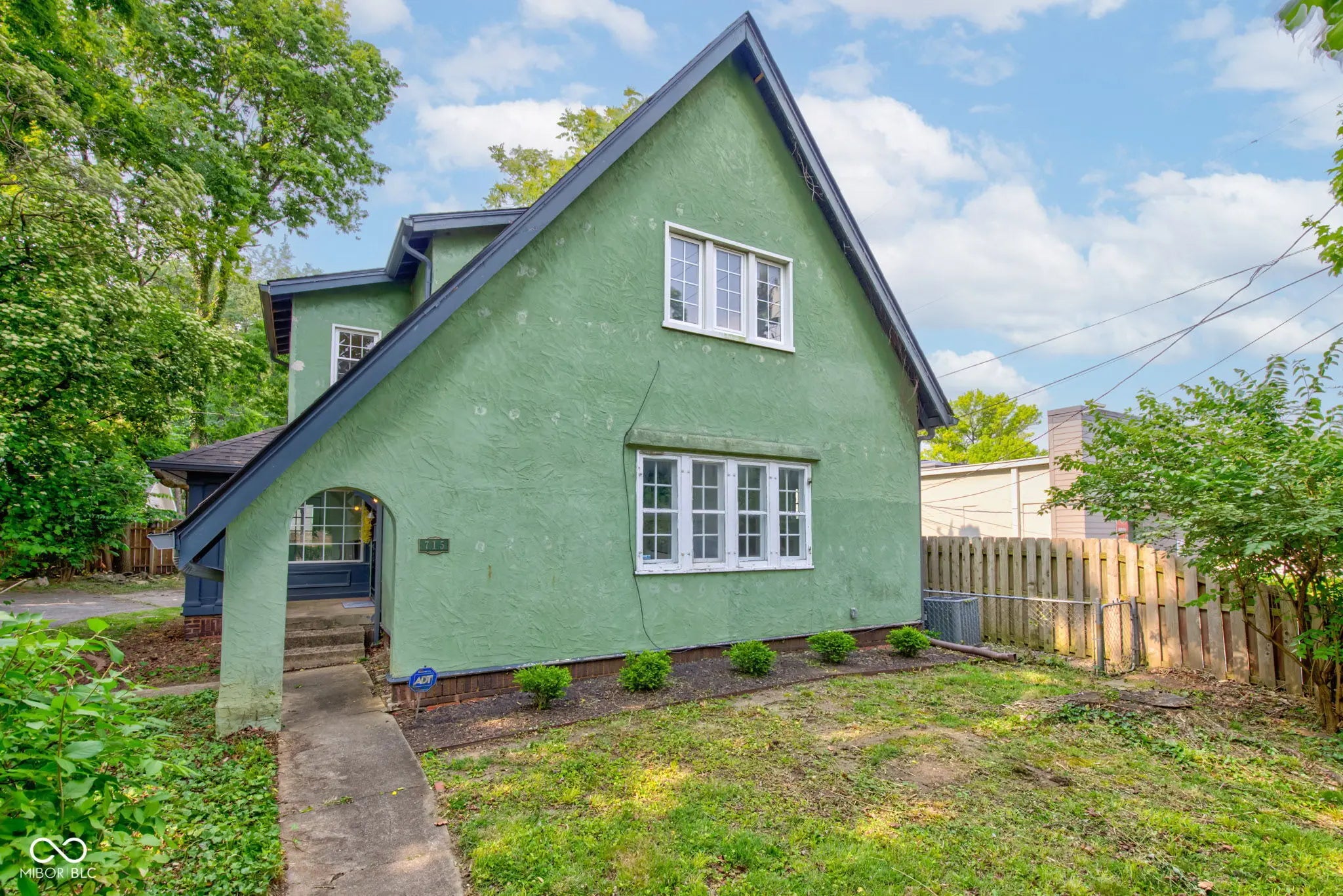 715 Kessler Blvd E Drive, Indianapolis