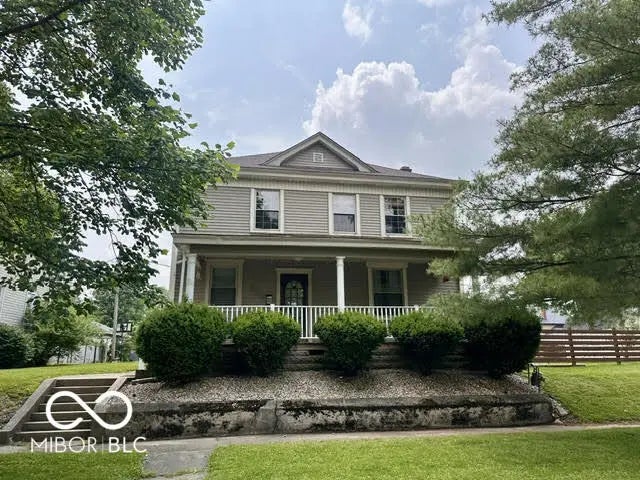 323 W 8th Street, Rushville