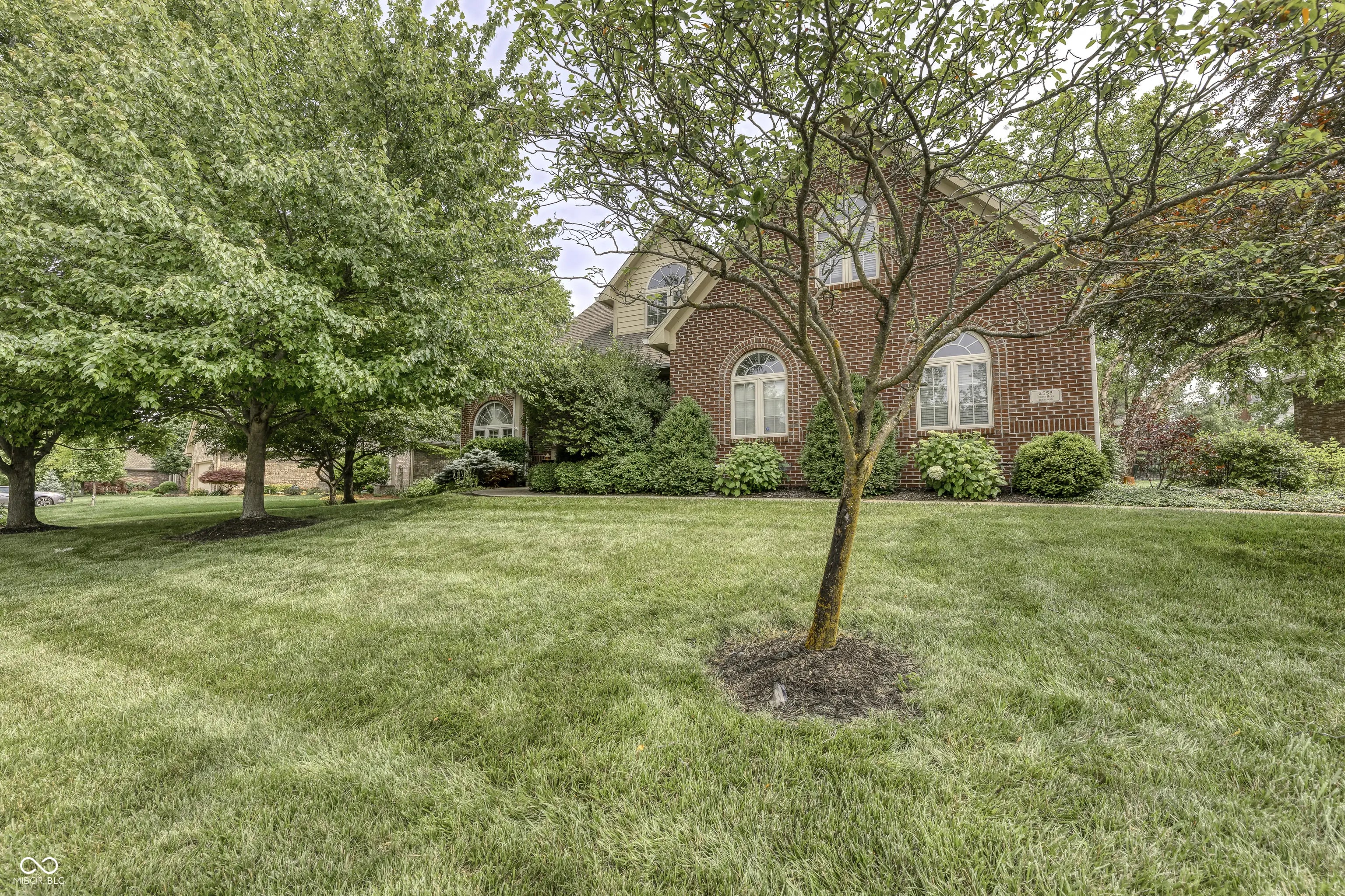 2553 Forest Hills Boulevard, Greenwood