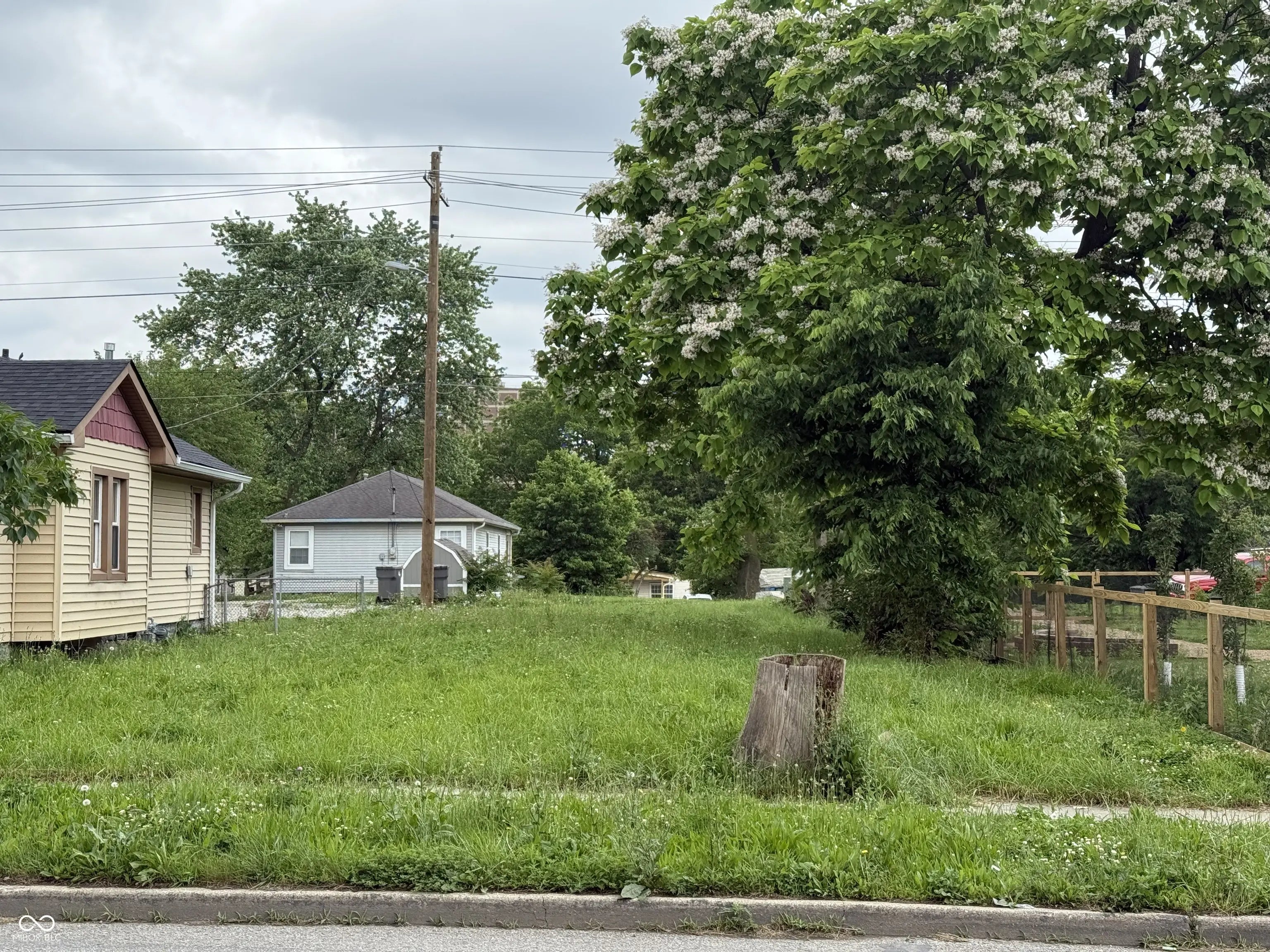 563 N Belmont Avenue, Indianapolis