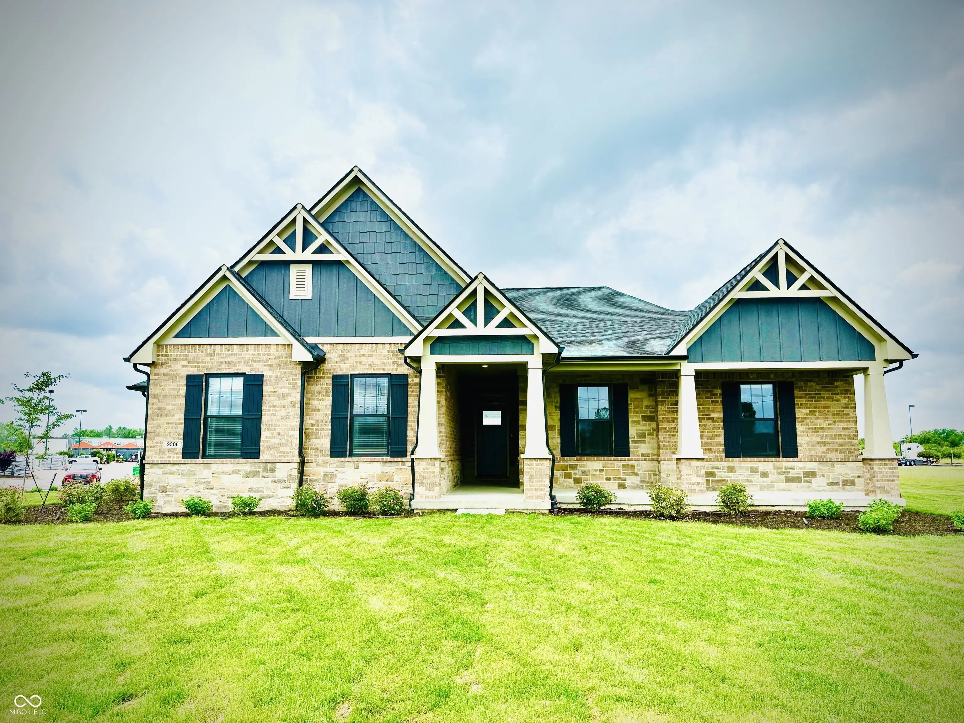 4995 S 650 W, Jamestown