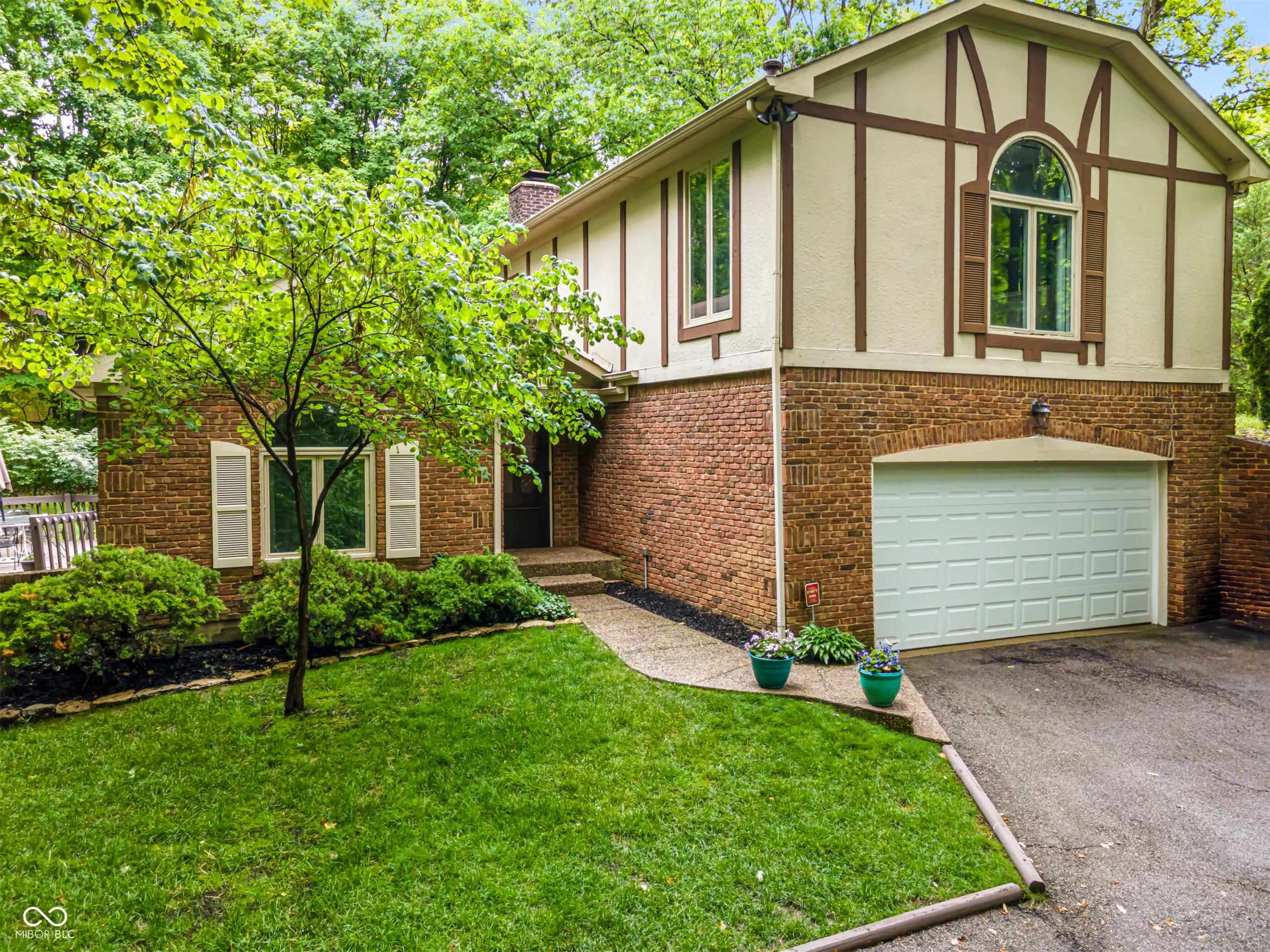 8310 Fall Creek Road, Indianapolis