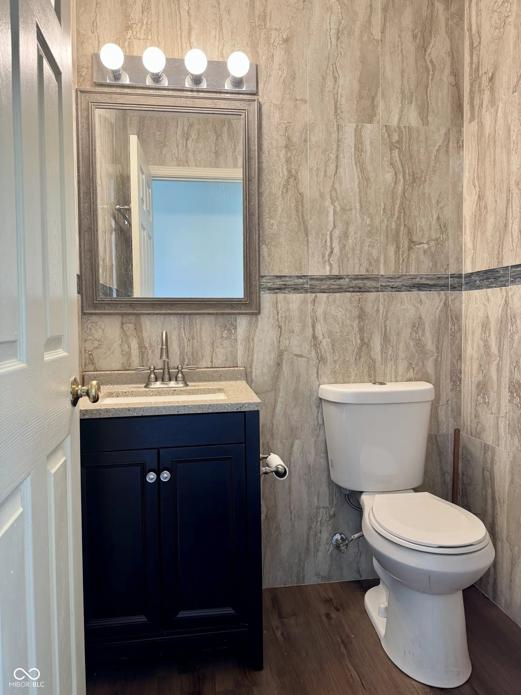 1442 Bank Place MLS 22044300 Berkshire photo 12