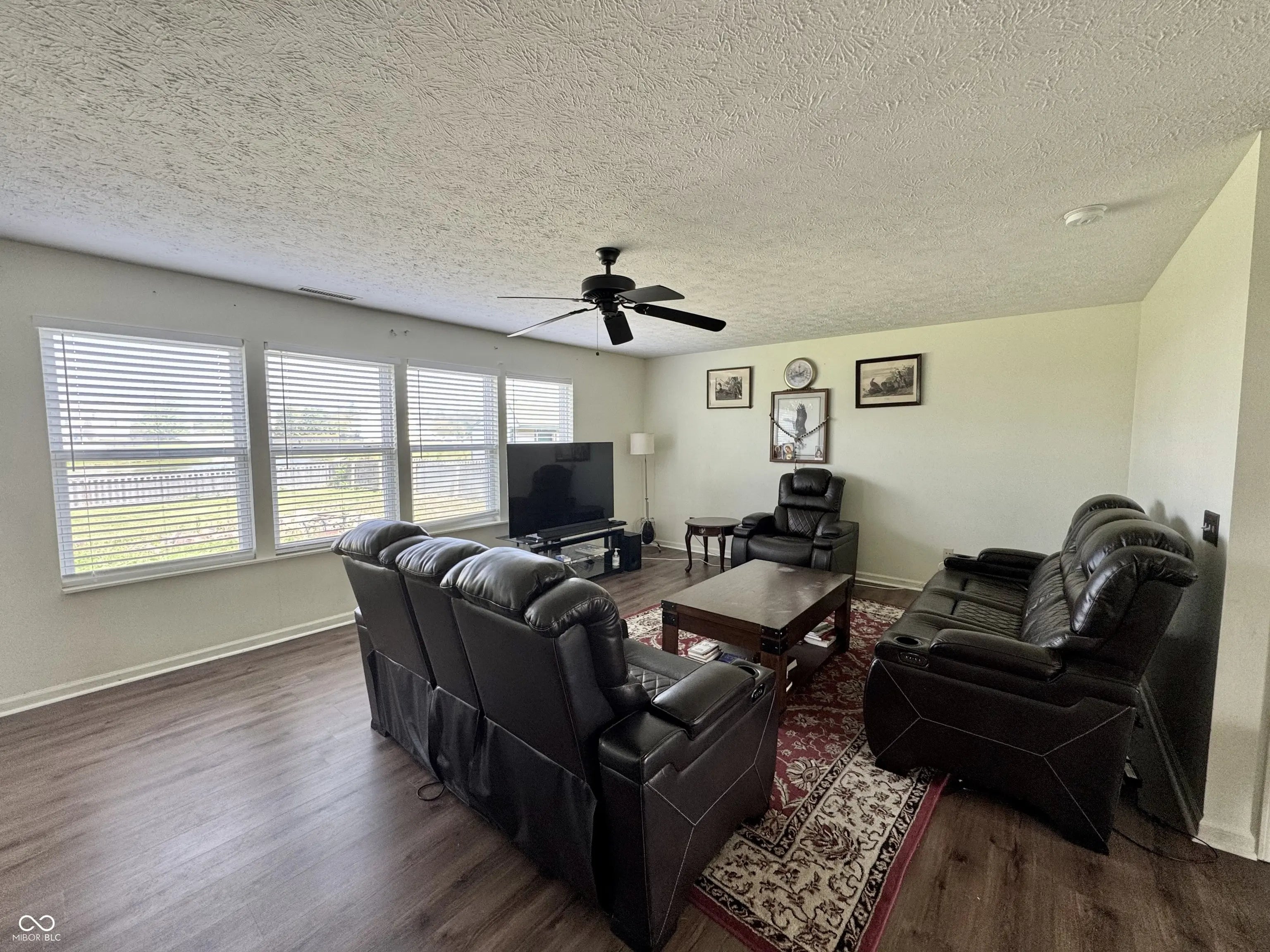 1442 Bank Place MLS 22044300 Berkshire photo 4