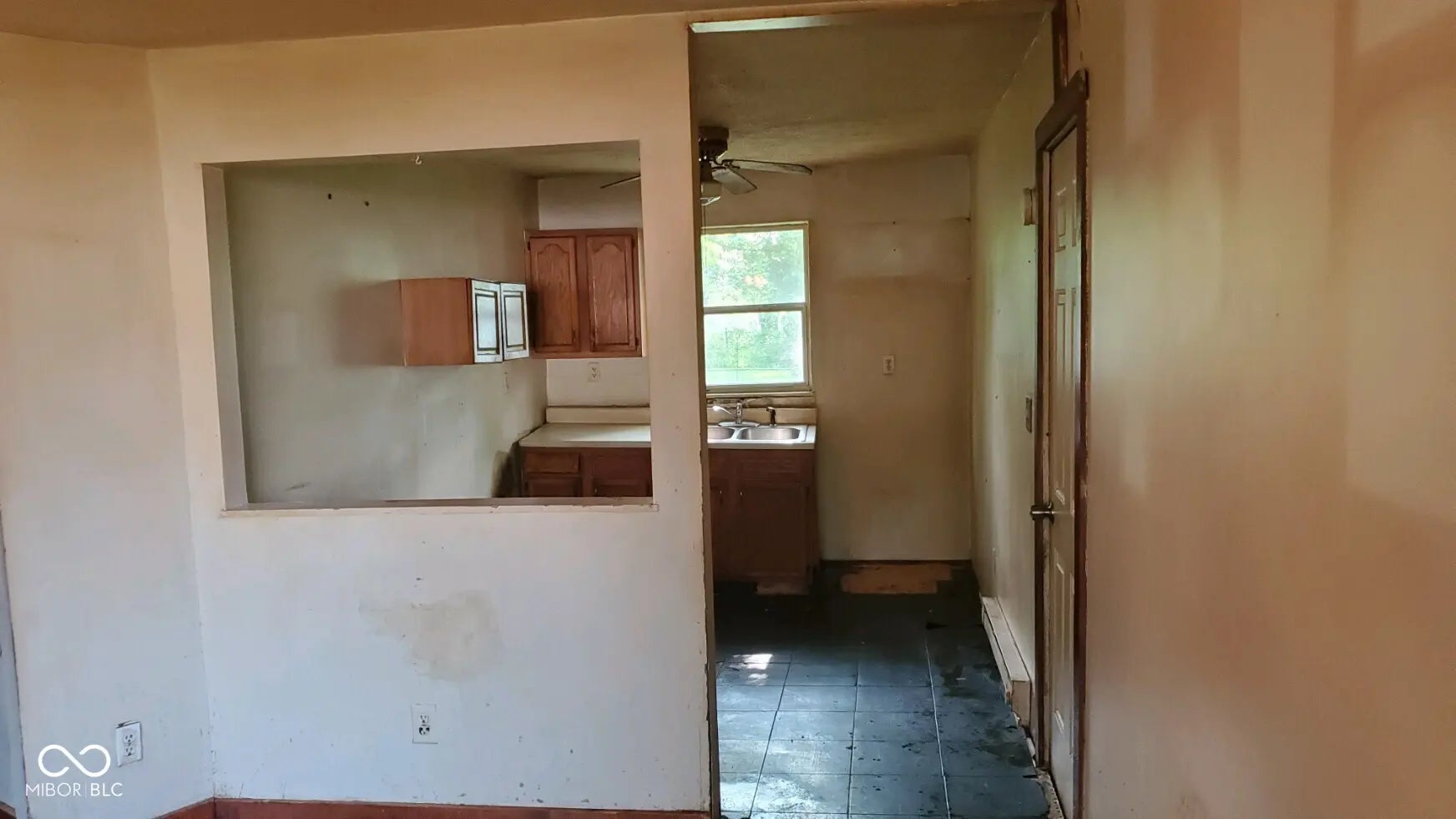 1007 S 24th Street MLS 22044492 No Subdivision photo 6