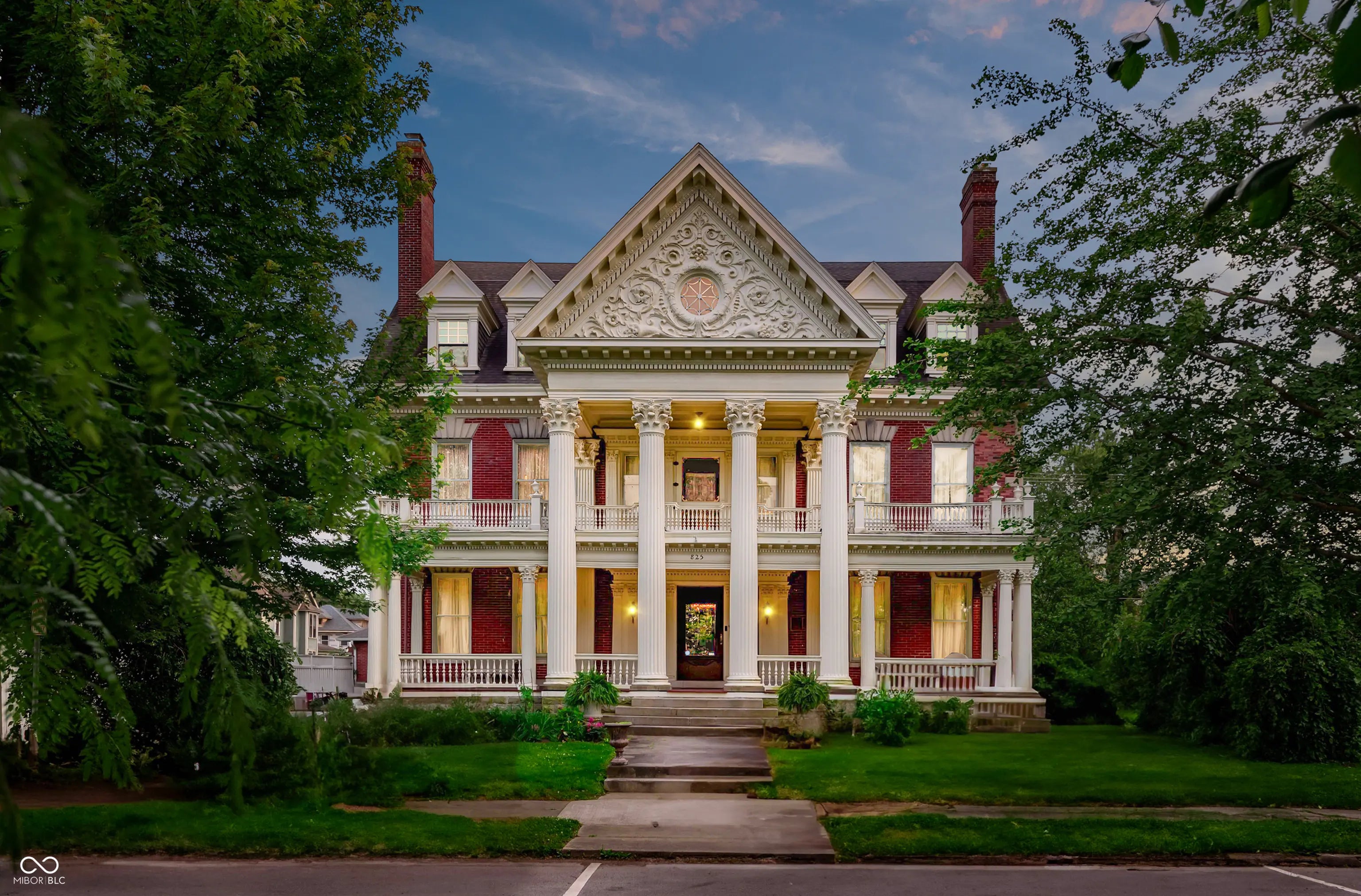 825 E Washington Street, Muncie
