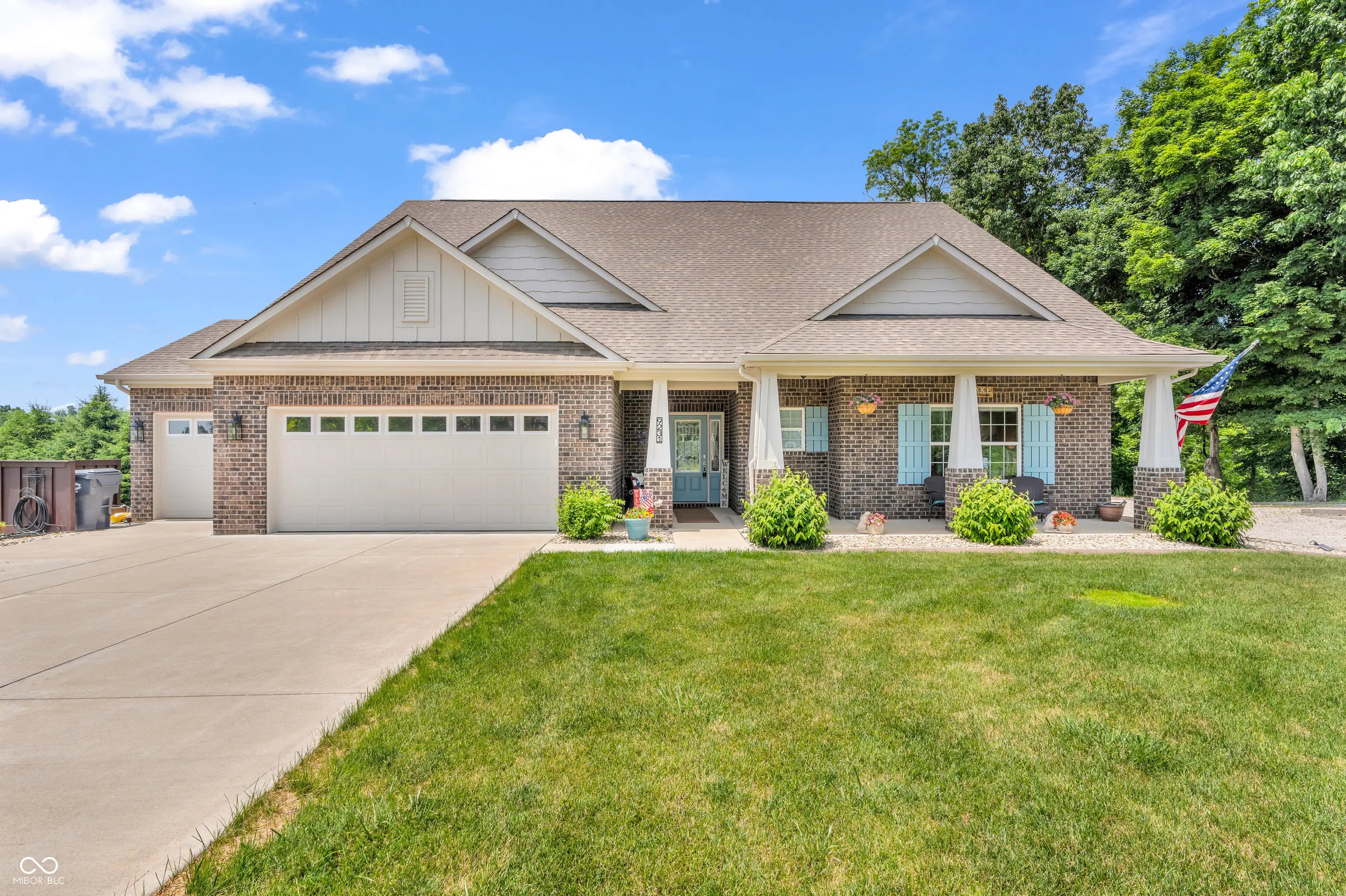 9231 E Poynter Drive, Morgantown