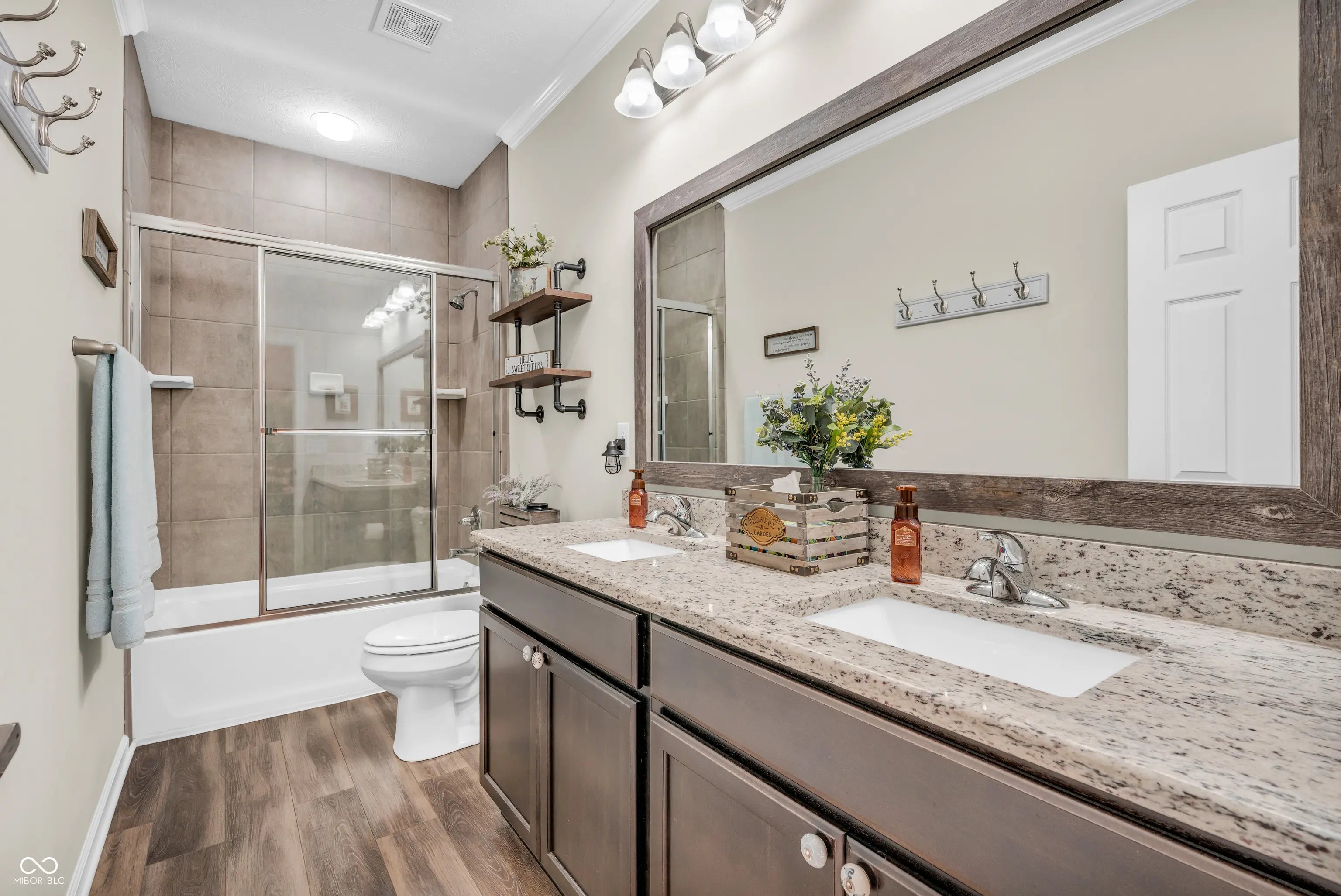 9231 E Poynter Drive MLS 22044841 St John Commons photo 15