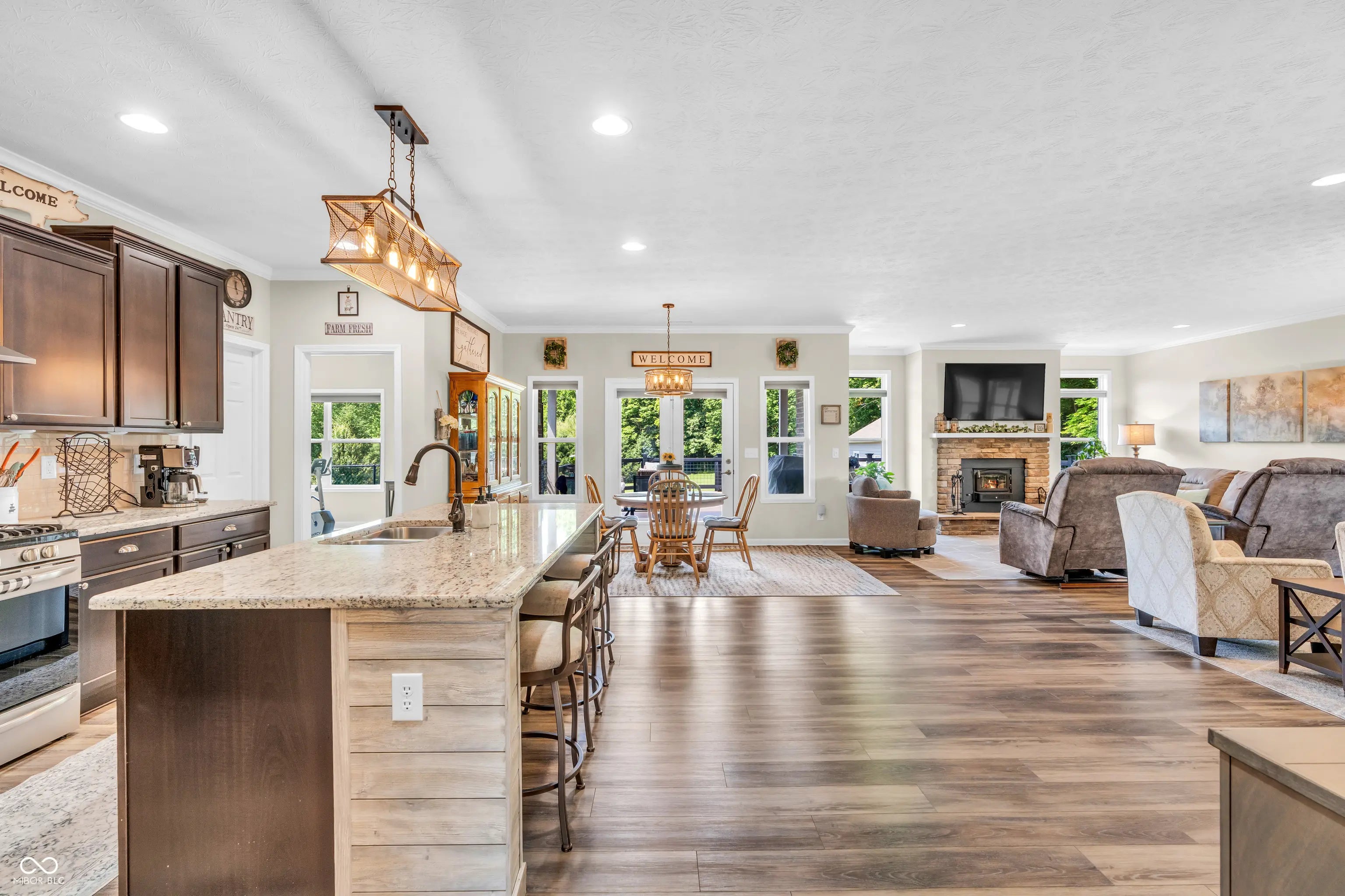 9231 E Poynter Drive MLS 22044841 St John Commons photo 19