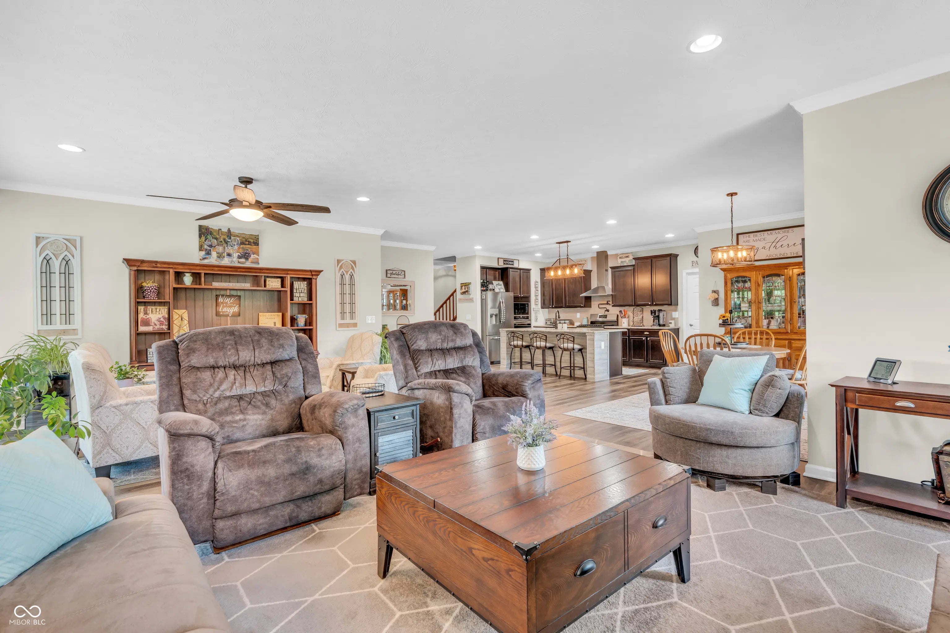 9231 E Poynter Drive MLS 22044841 St John Commons photo 23