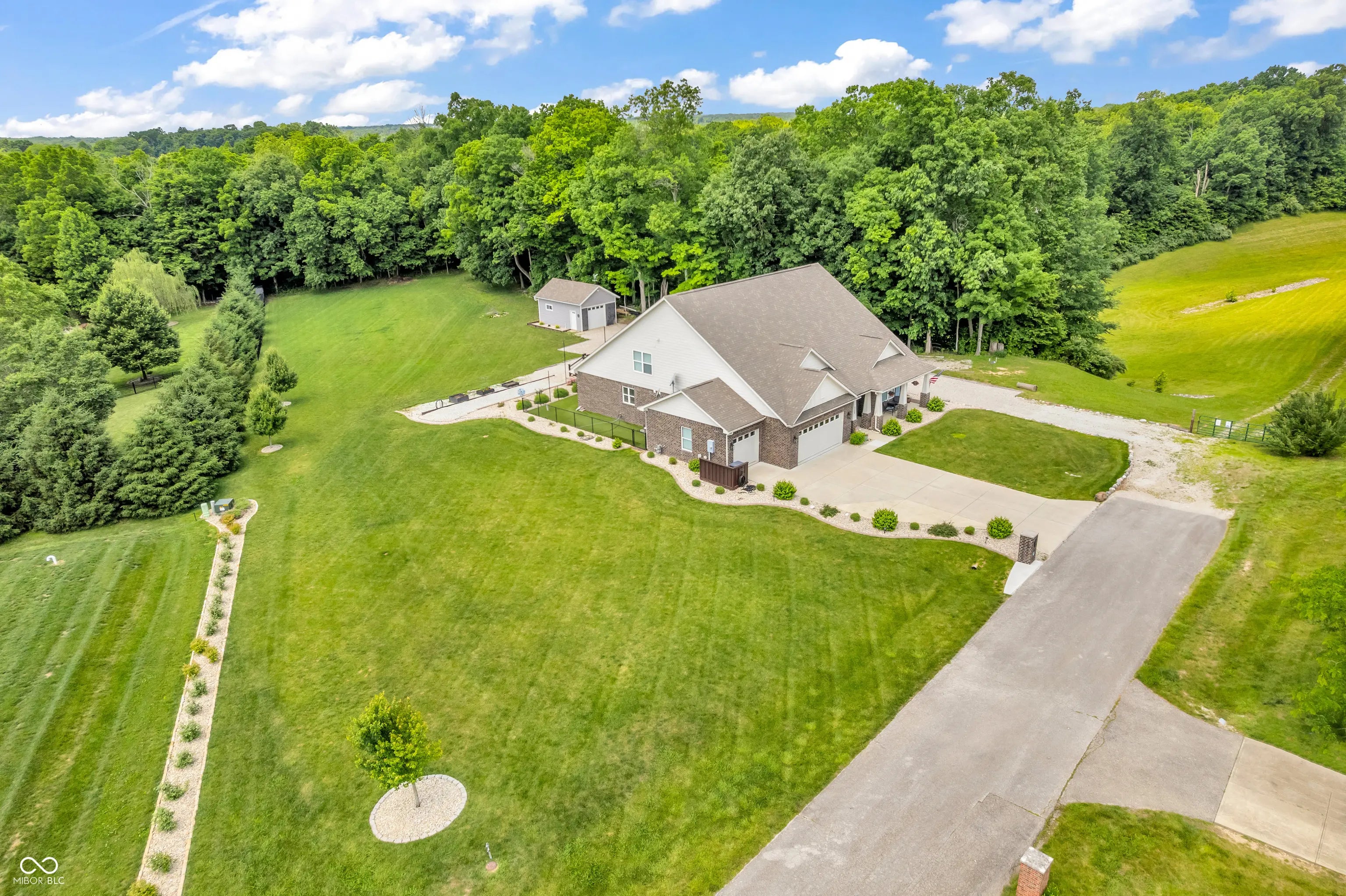 9231 E Poynter Drive MLS 22044841 St John Commons photo 3