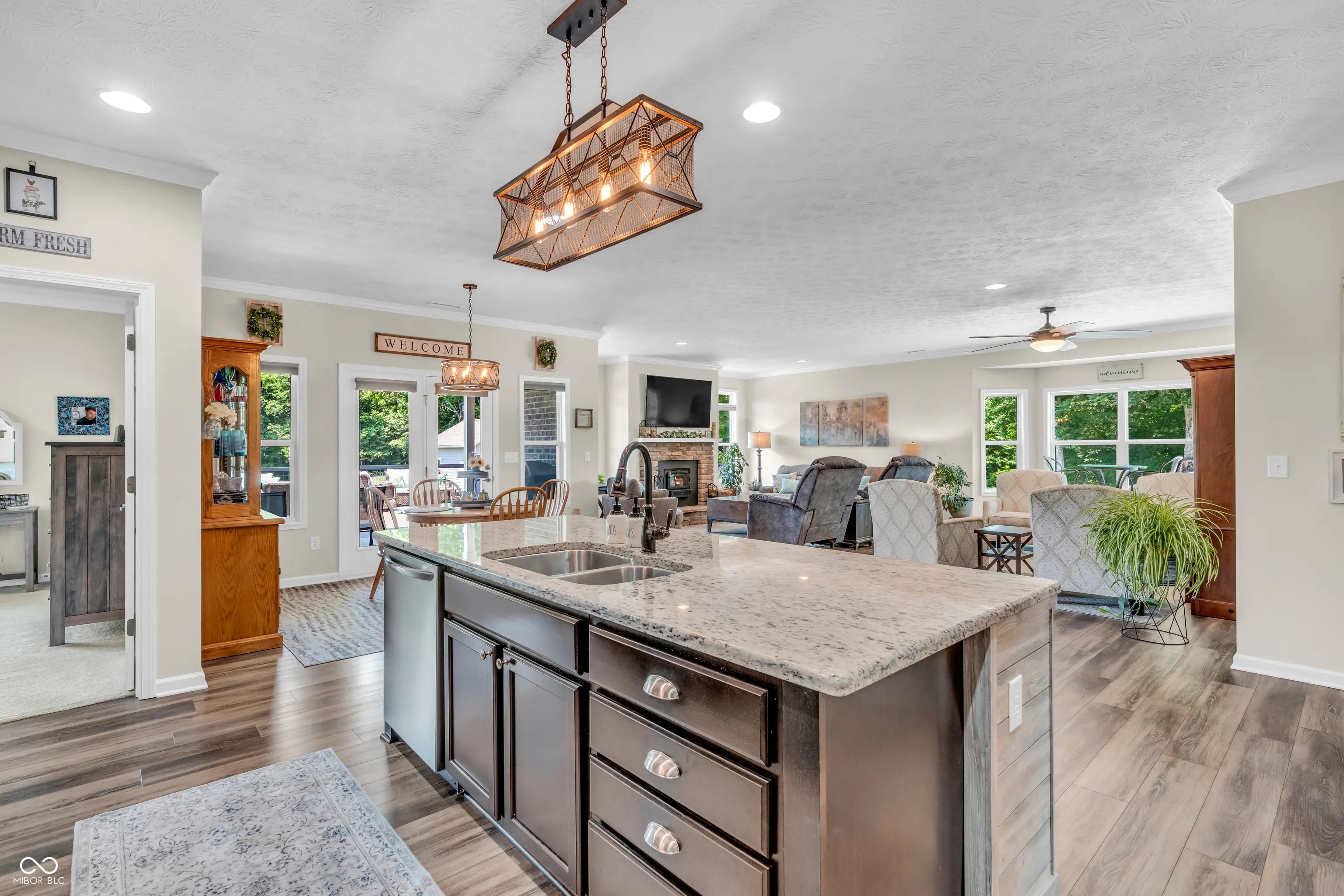 9231 E Poynter Drive MLS 22044841 St John Commons photo 36