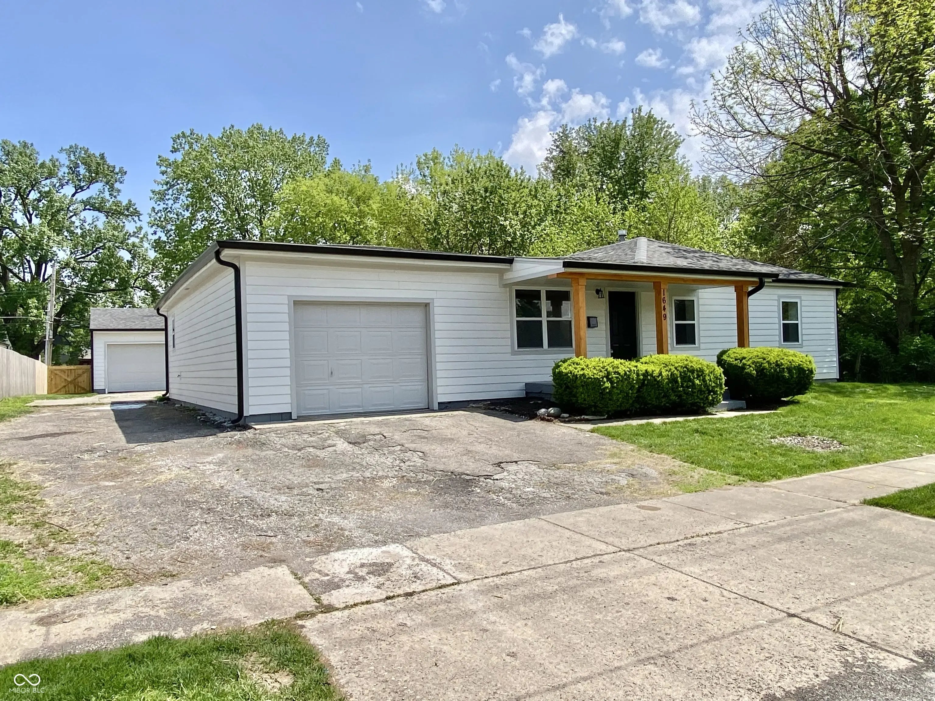 1649 N Arsenal Avenue, Indianapolis