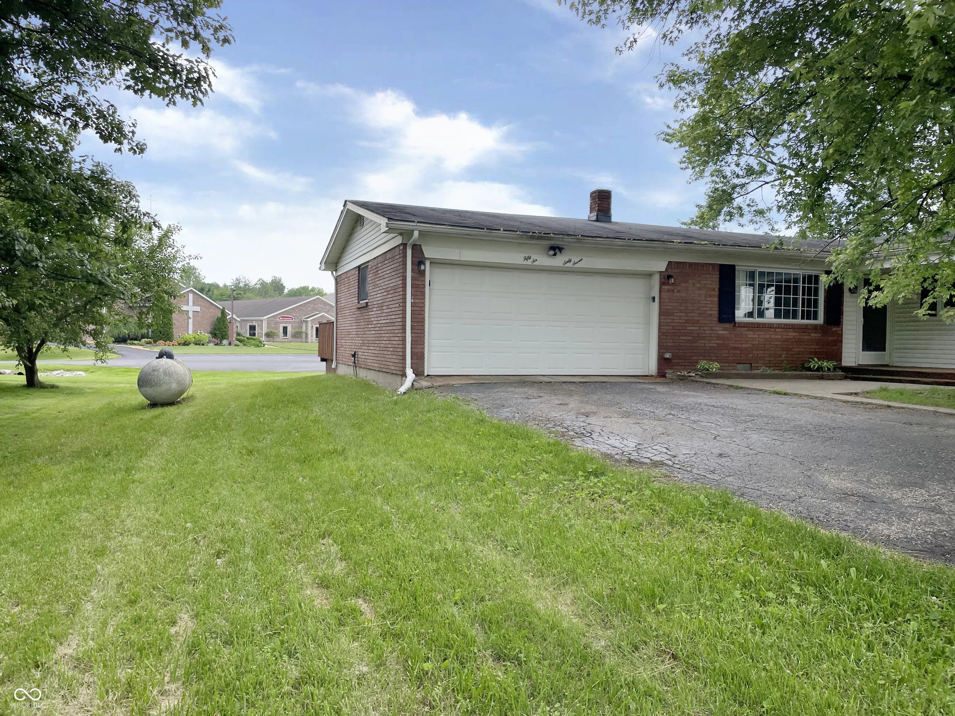 5667 Broyles Road MLS 22045046 No Subdivision photo 1