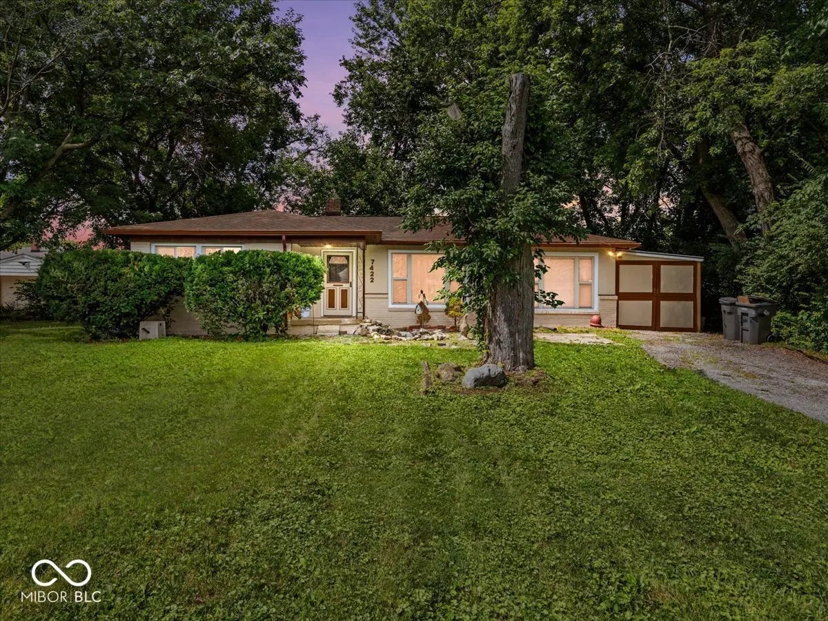 7422 E 33rd Street, Indianapolis