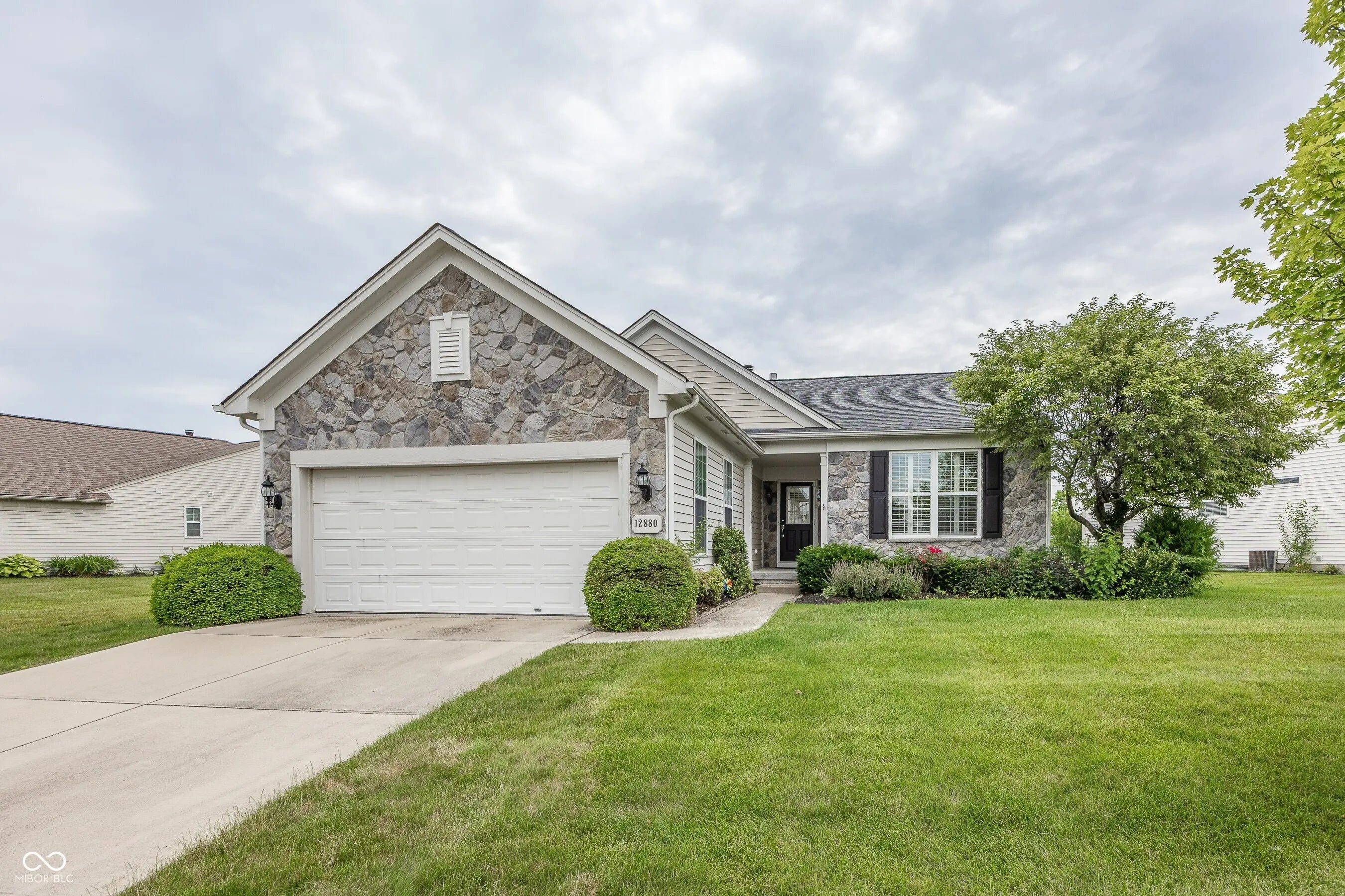 12880 Oxbridge Place, Fishers