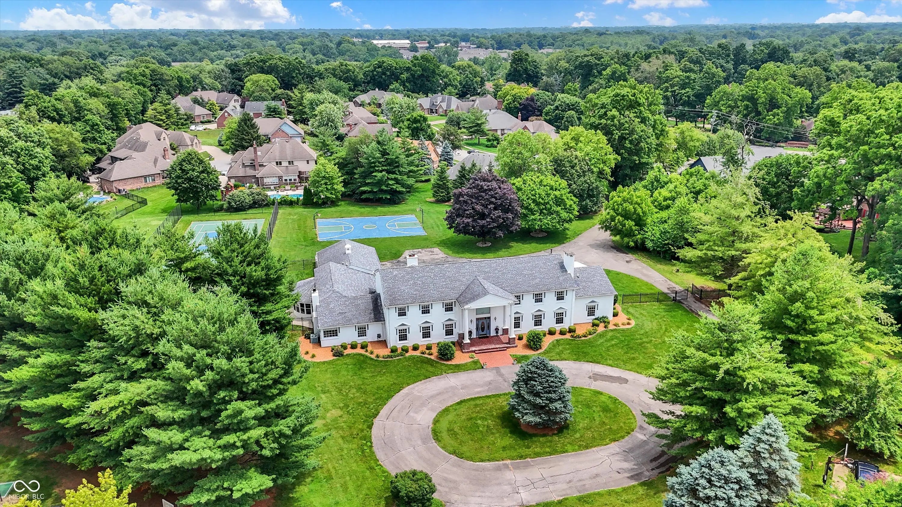 27 Forrests Edge Court, Indianapolis
