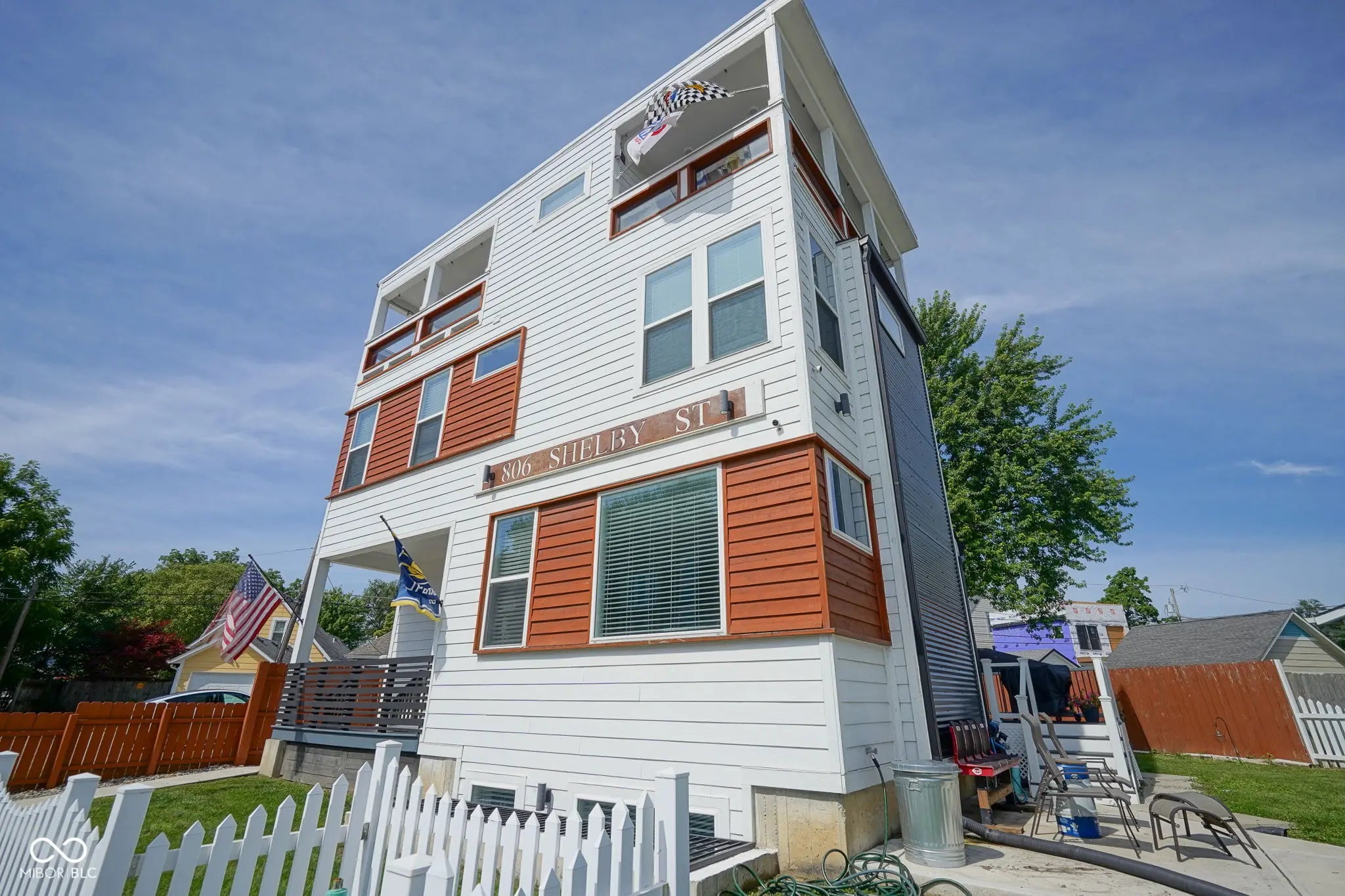 806 Shelby Street, Indianapolis