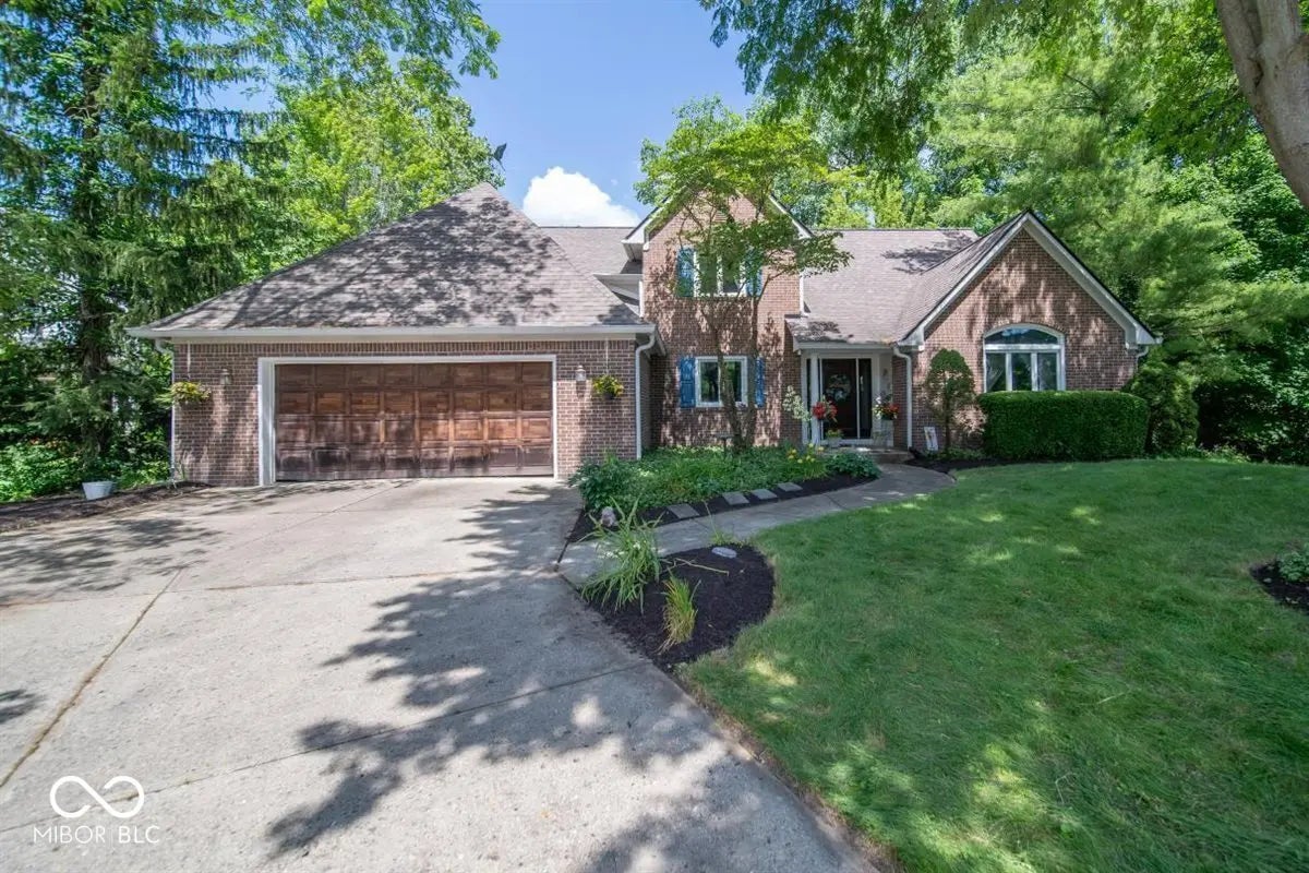 12040 Kingfisher Circle, Indianapolis