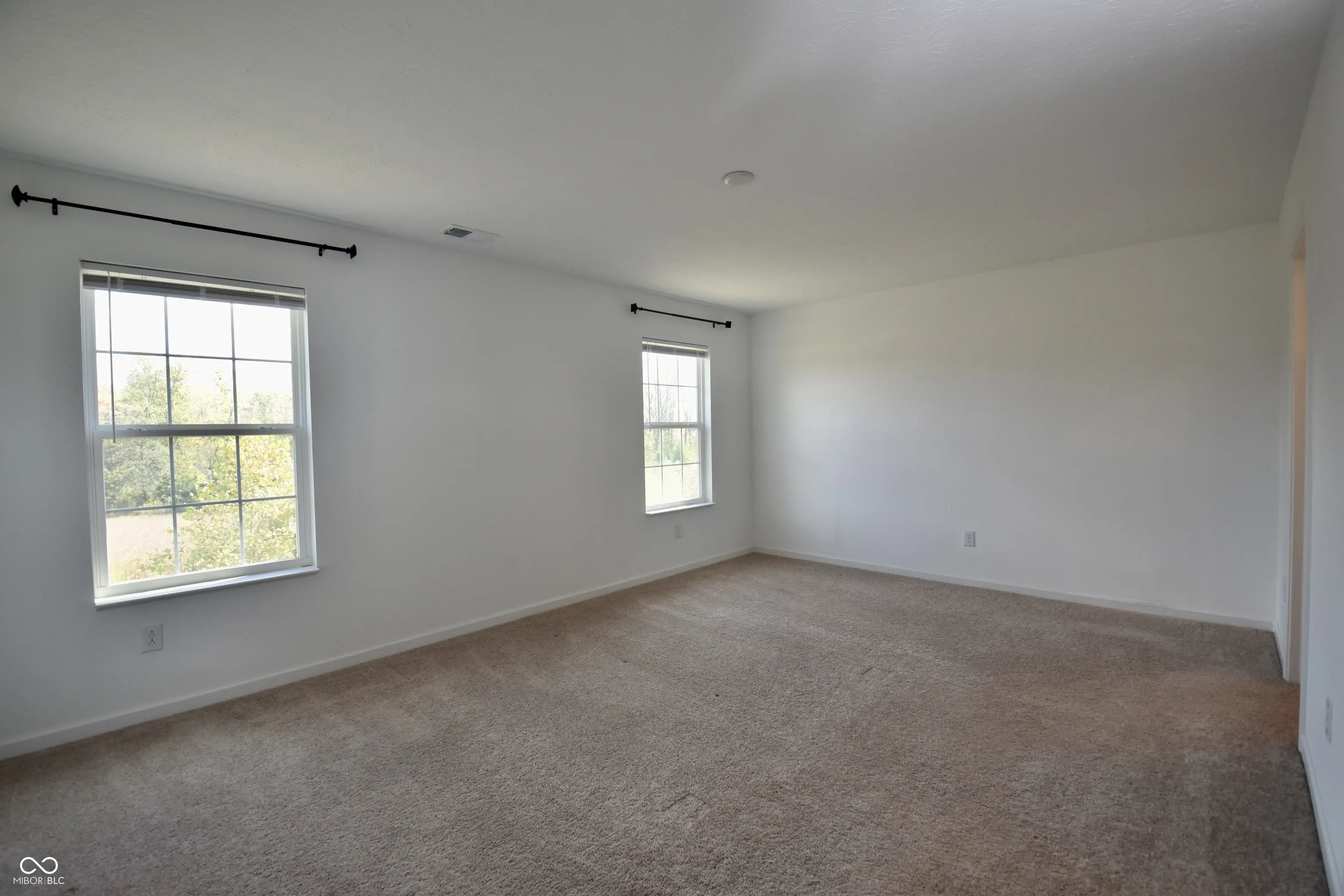 1571 N Creekwater Pass MLS 22045338 Heron Creek photo 13