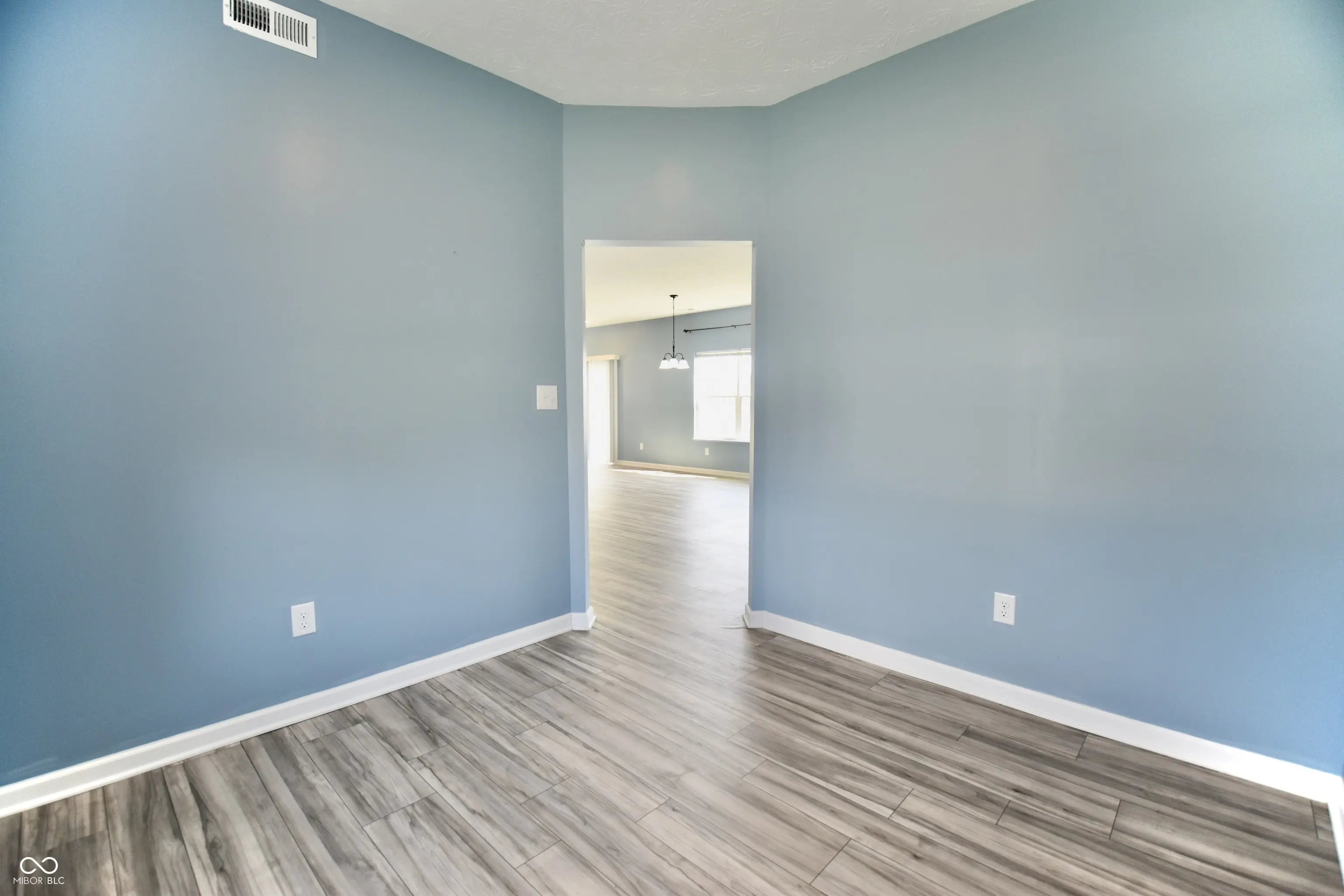 1571 N Creekwater Pass MLS 22045338 Heron Creek photo 7