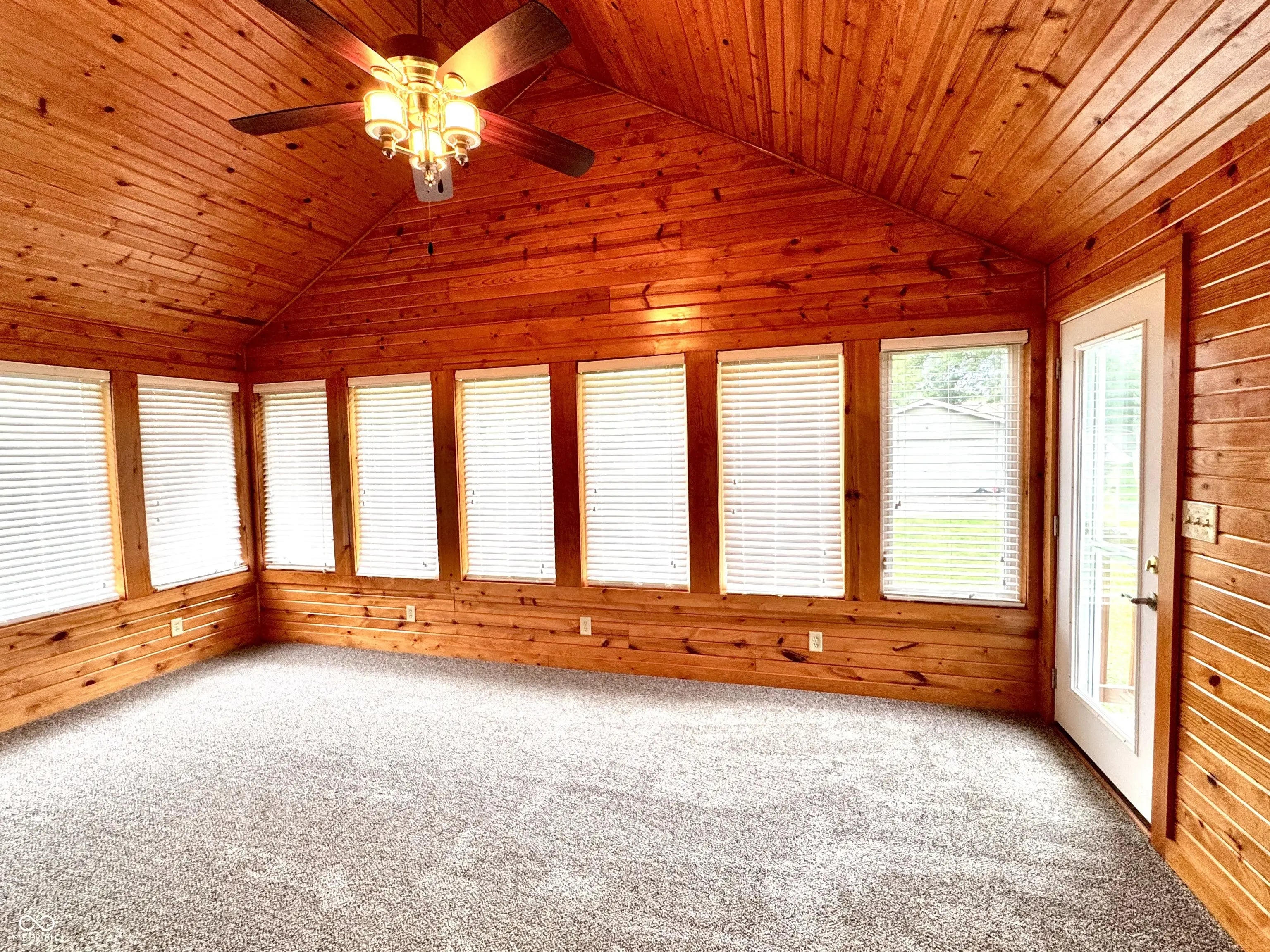 526 Jefferson Valley MLS 22045421 Heritage Lake photo 13