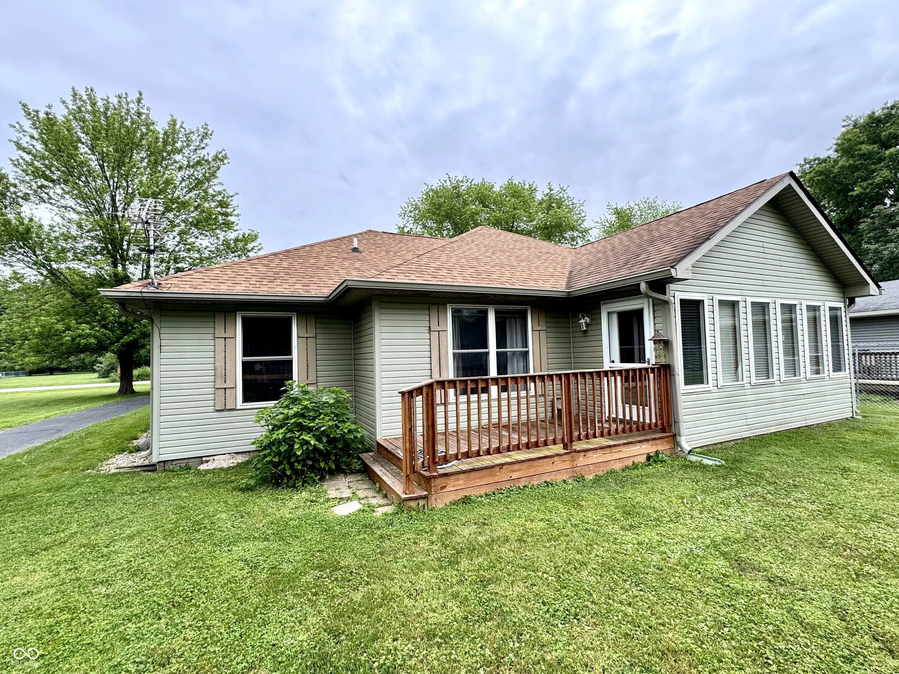 526 Jefferson Valley MLS 22045421 Heritage Lake photo 4