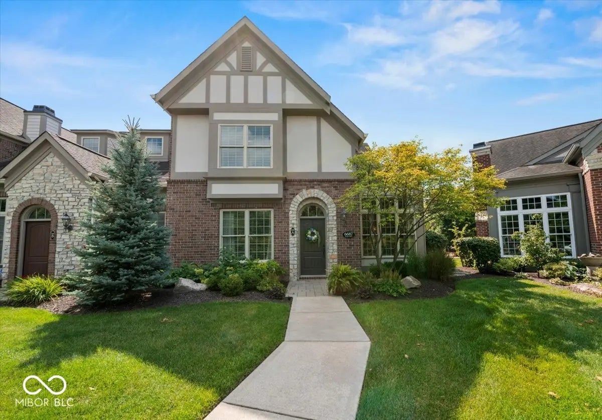 Photo of 6687 Beekman Place A Zionsville, IN 46077