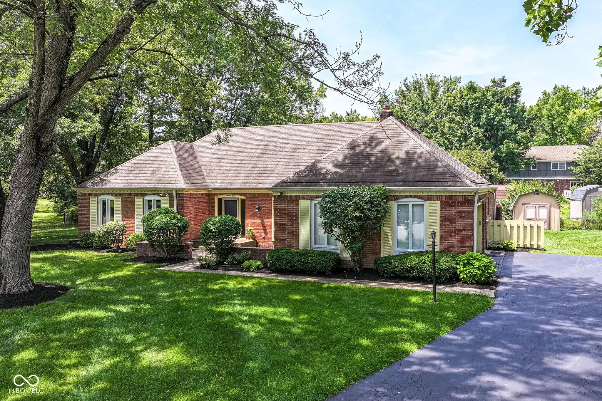 1650 Lancaster Court, Indianapolis