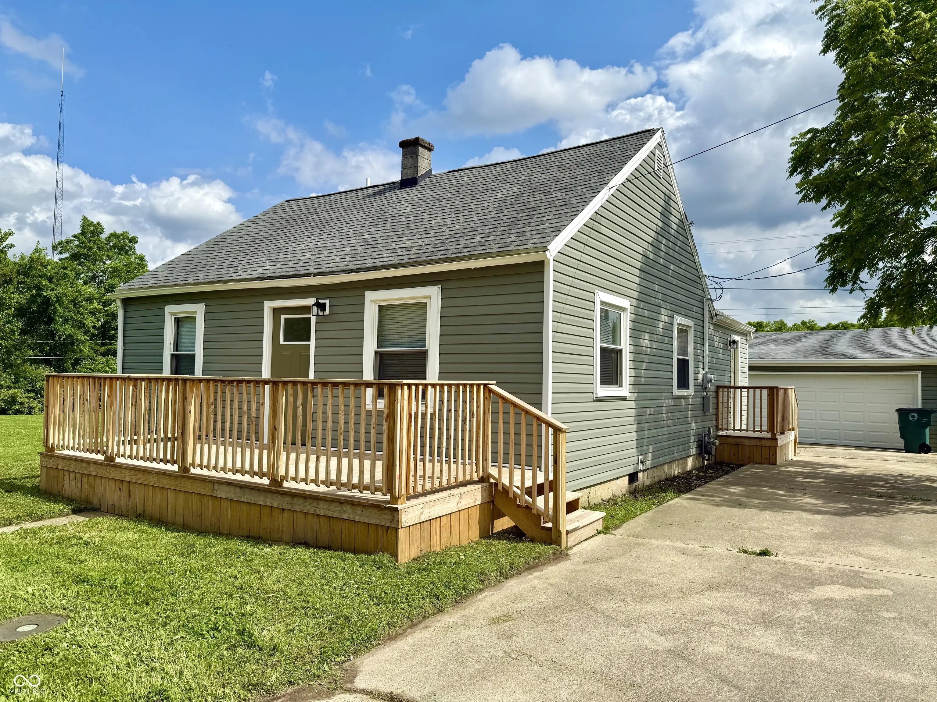 Photo of 405 E Cowing Drive Muncie, IN 47303