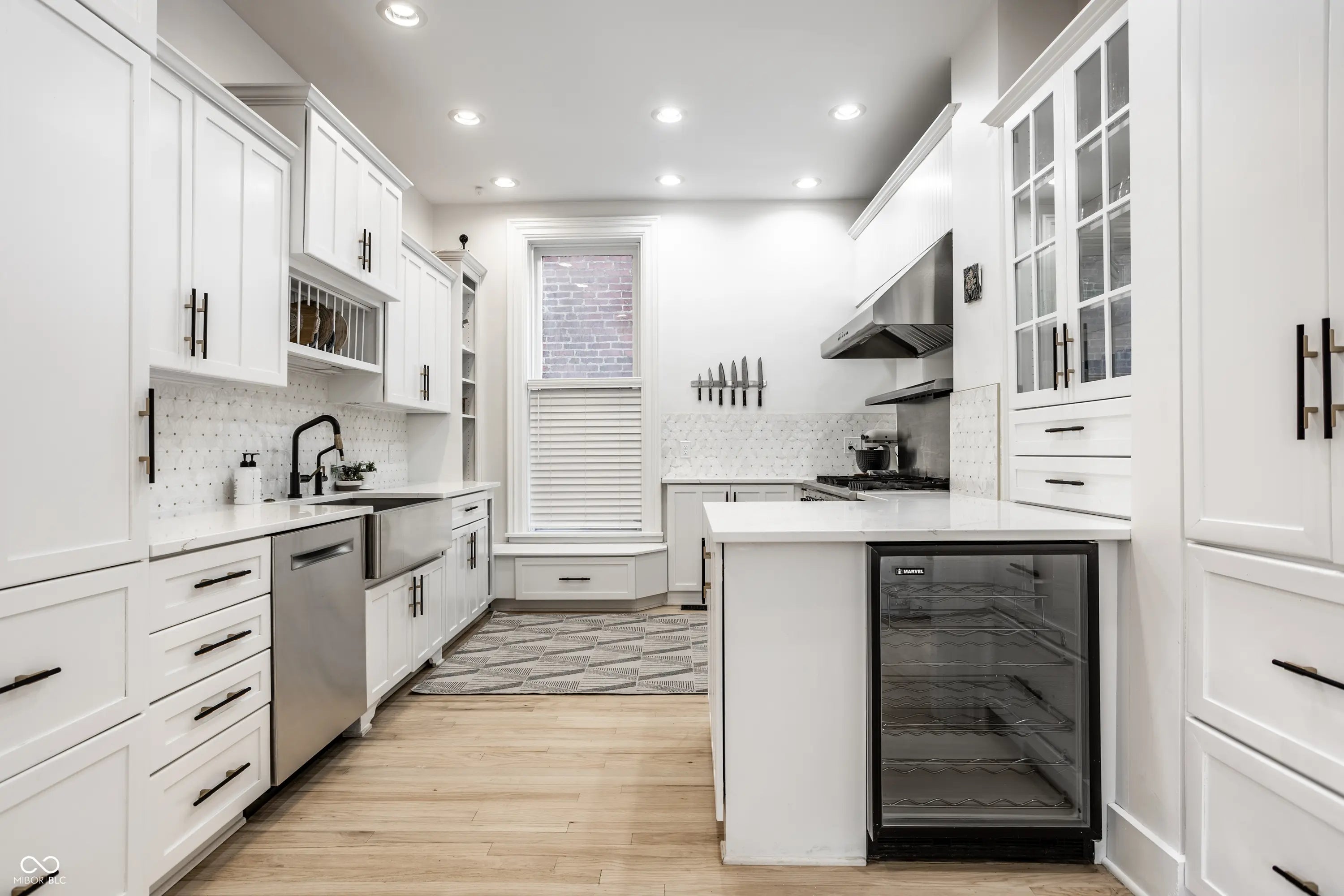 214 E St Joseph Street MLS 22046016 Sorins photo 16