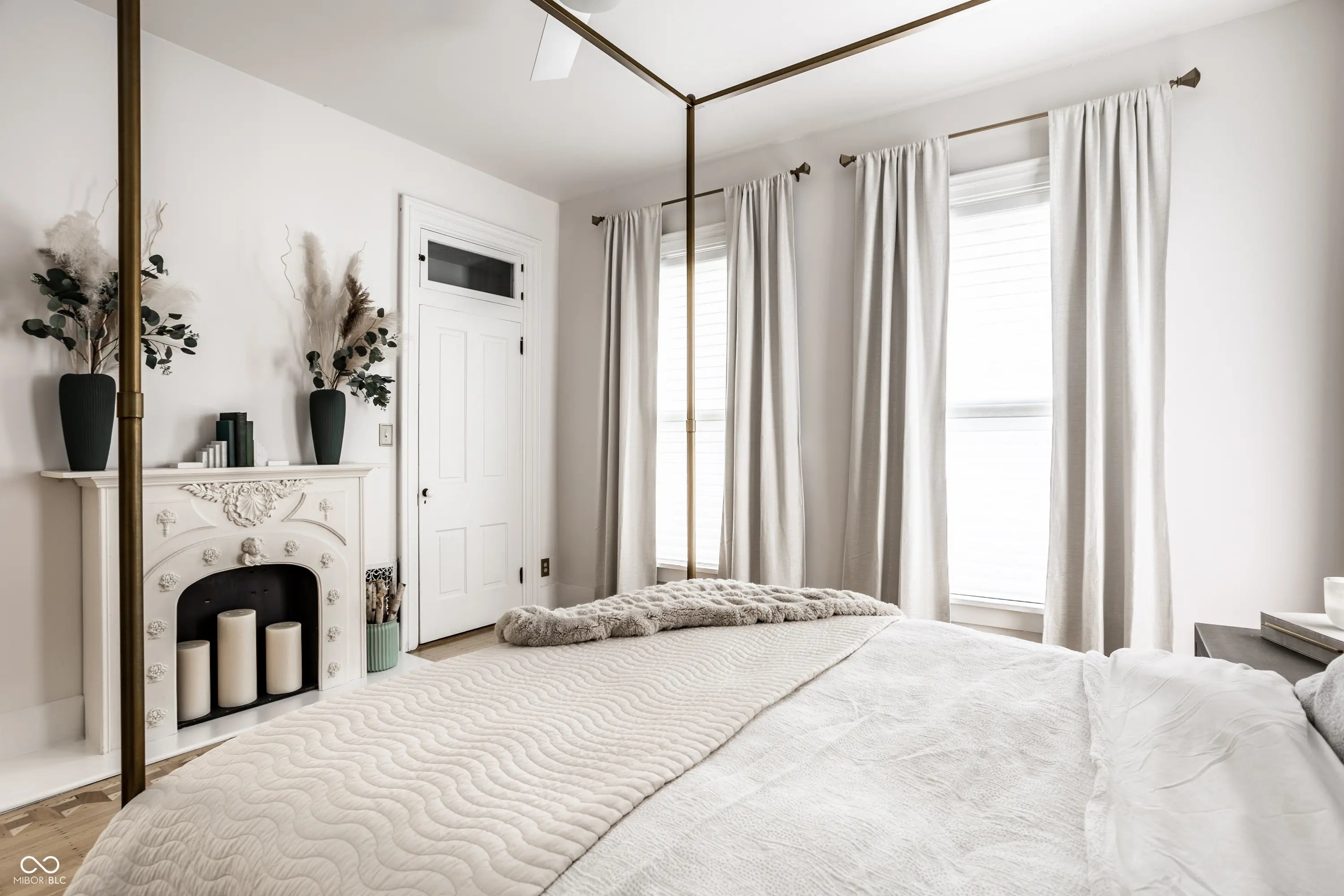 214 E St Joseph Street MLS 22046016 Sorins photo 33