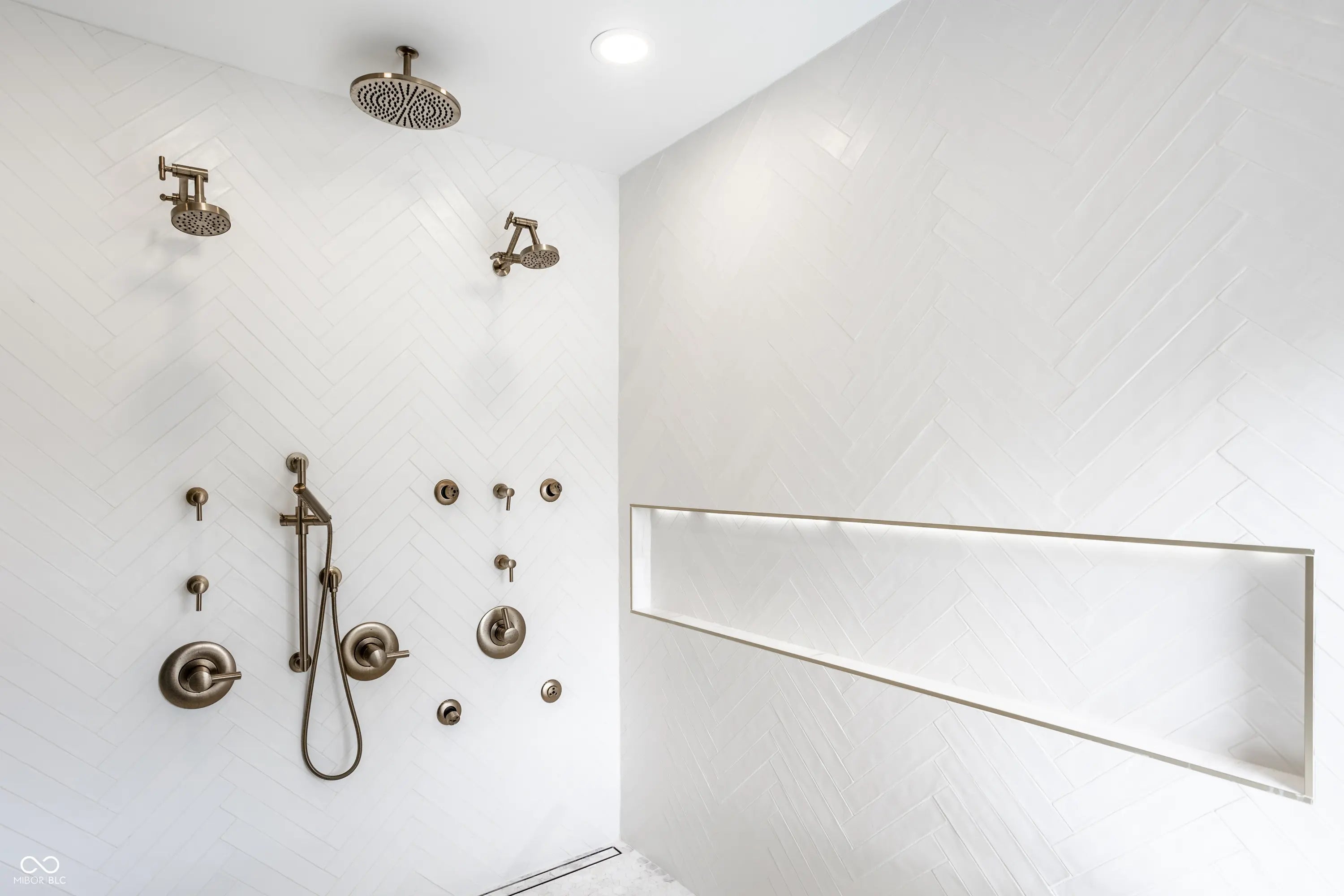 214 E St Joseph Street MLS 22046016 Sorins photo 38