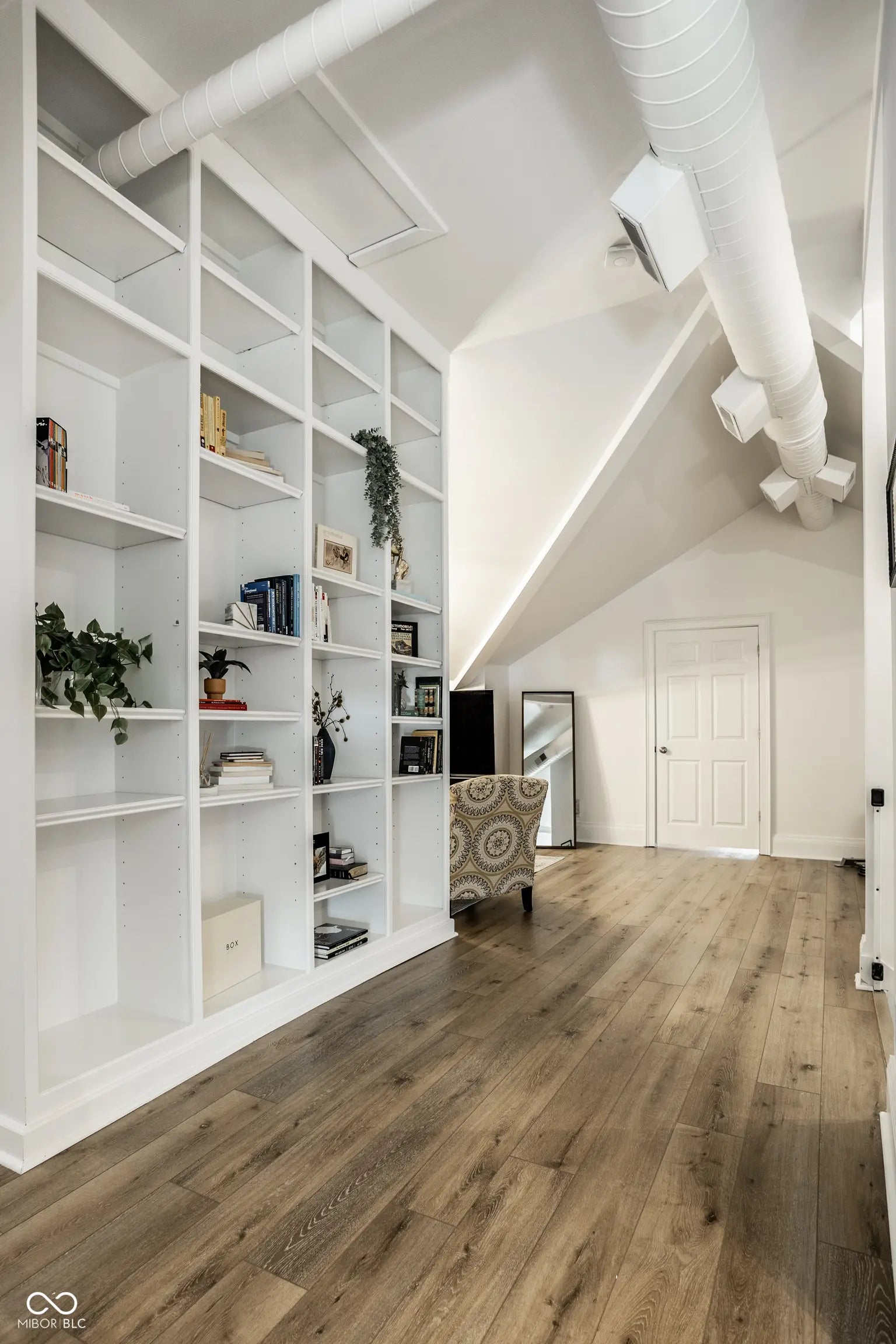 214 E St Joseph Street MLS 22046016 Sorins photo 48