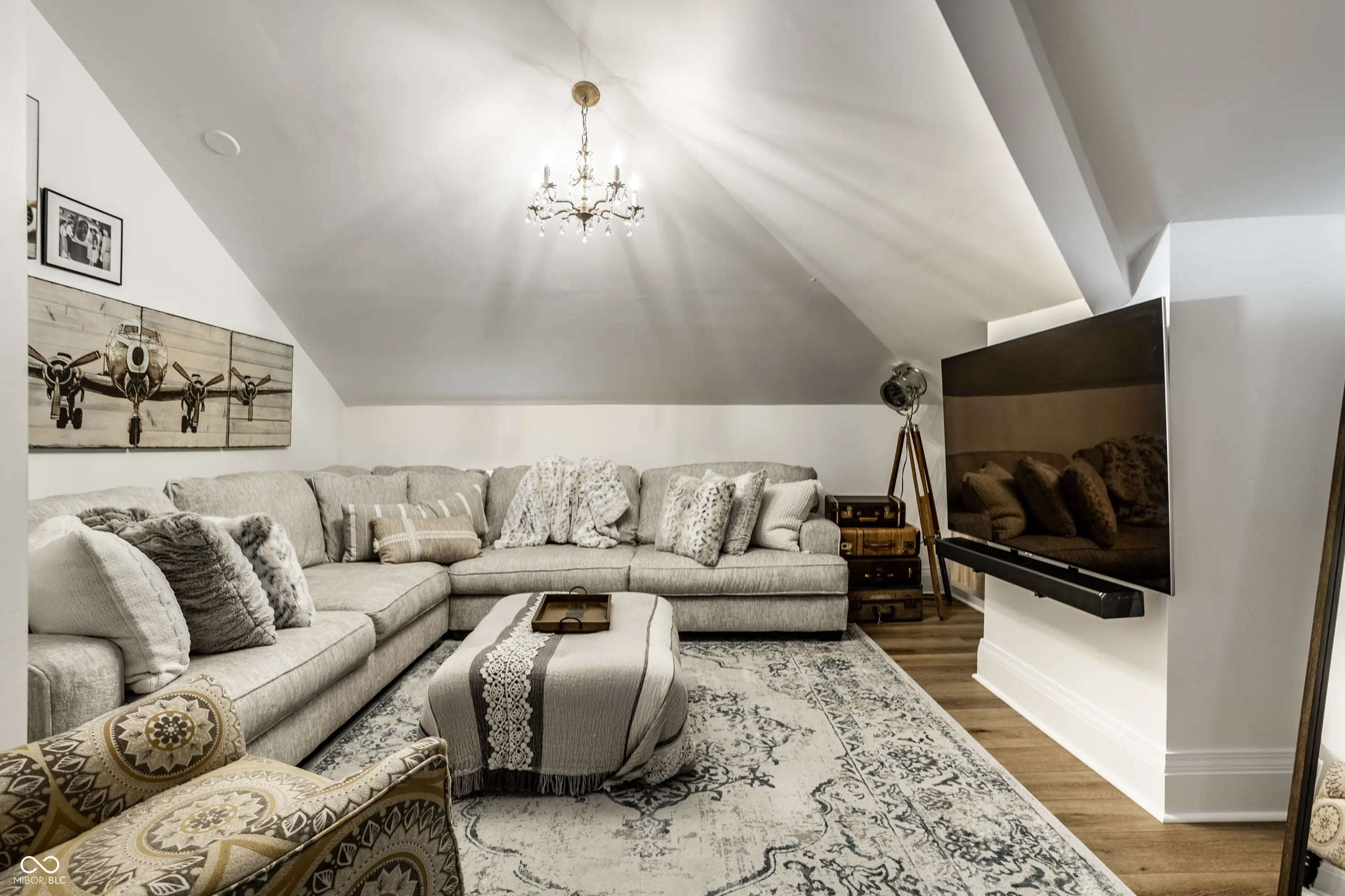 214 E St Joseph Street MLS 22046016 Sorins photo 50