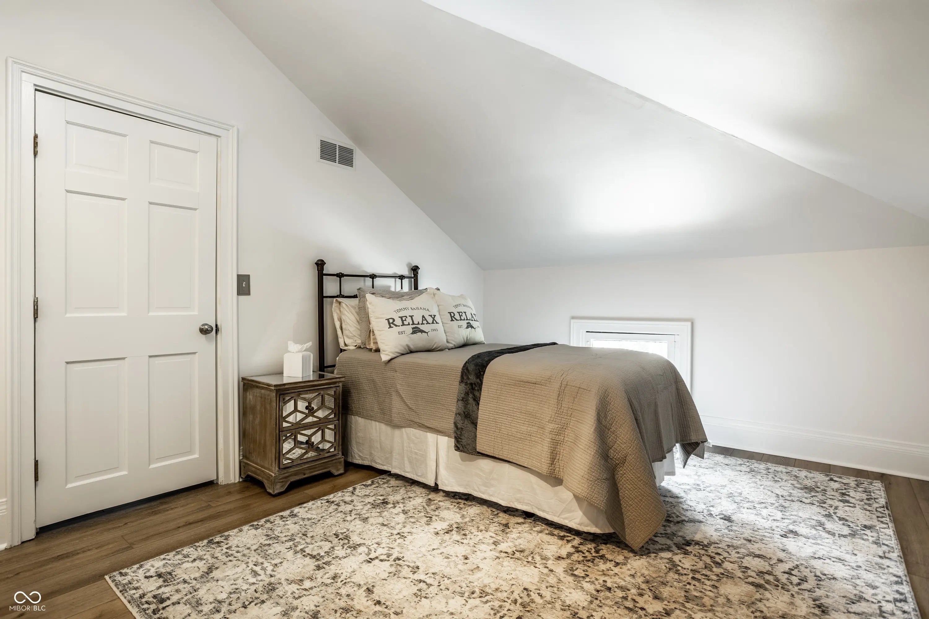 214 E St Joseph Street MLS 22046016 Sorins photo 54