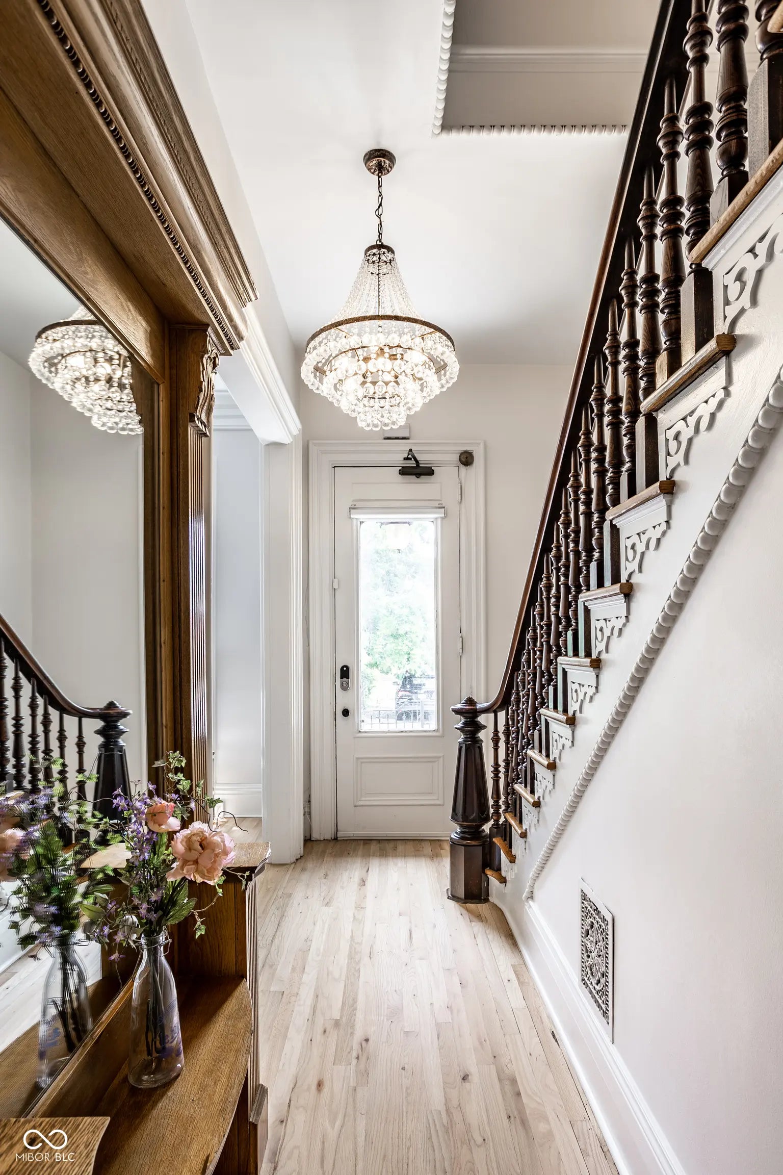 214 E St Joseph Street MLS 22046016 Sorins photo 8