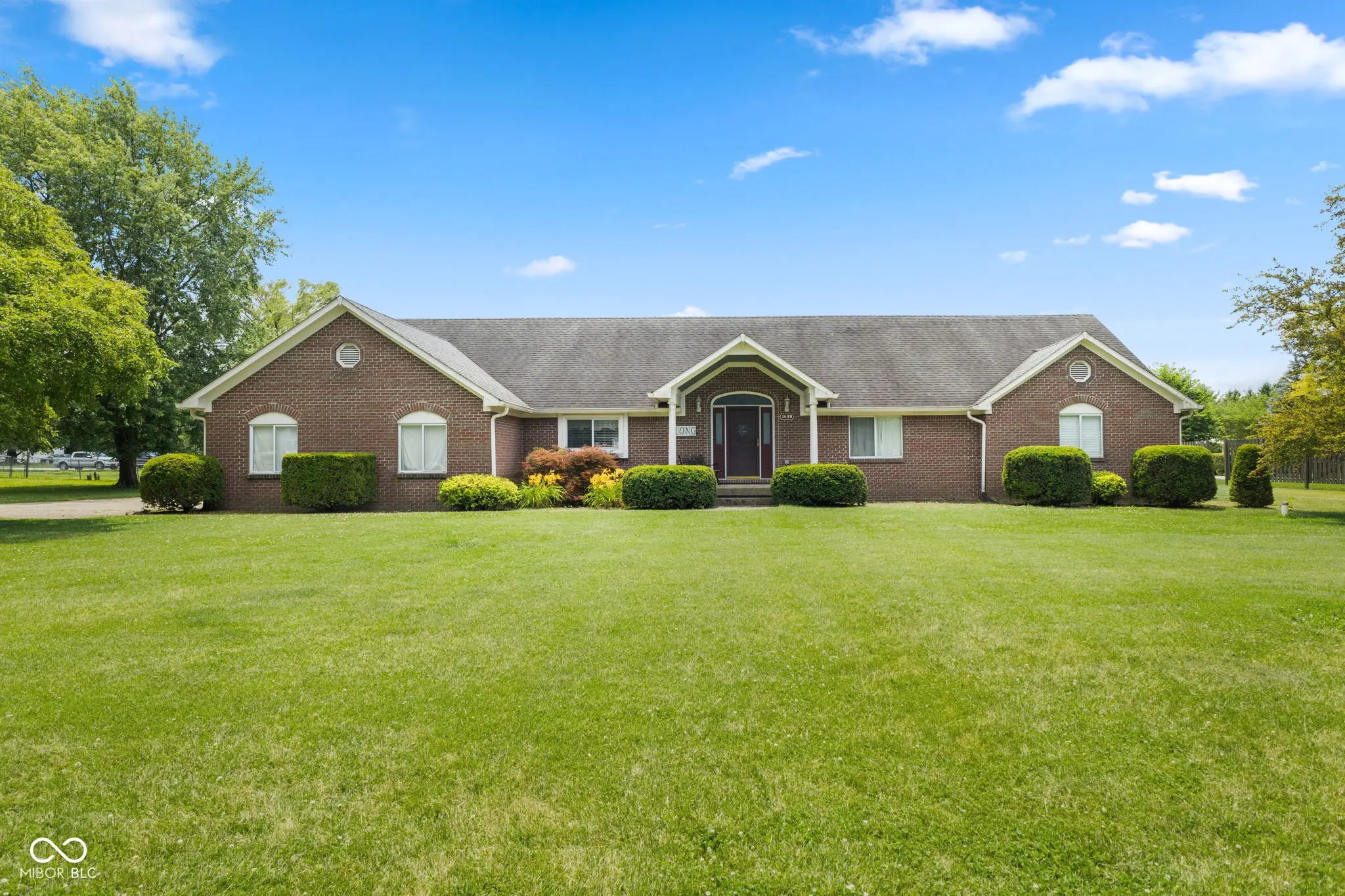 1439 E Mckenzie Road, Greenfield