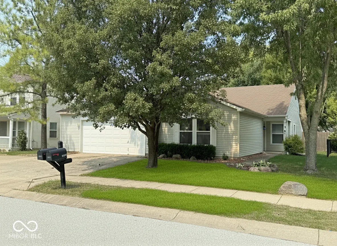 Photo of 6816 Minnow Drive Indianapolis, IN 46237